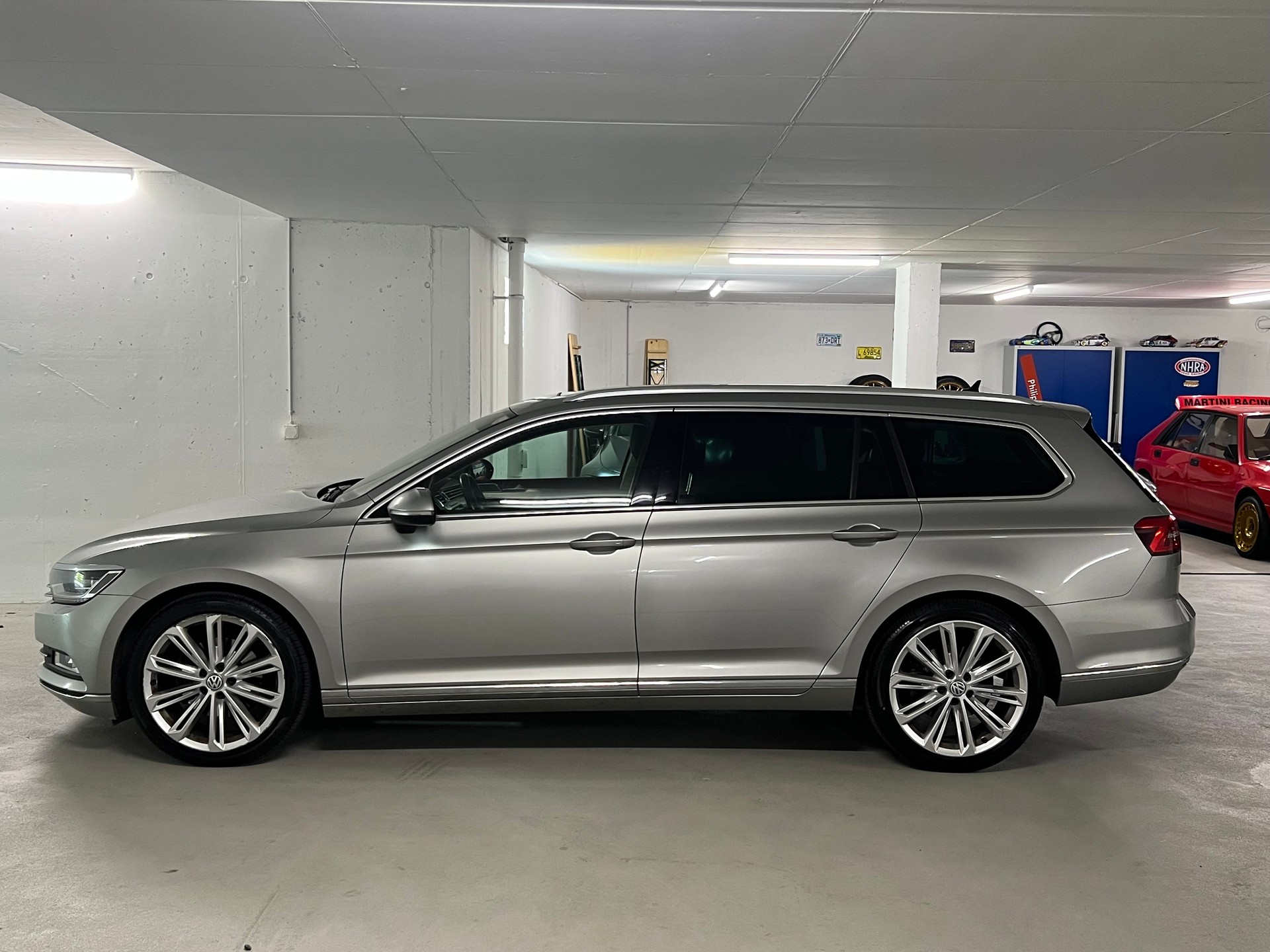 VW Passat Variant 2.0 TDI BMT Highline DSG Anhängerkupplung-image-3