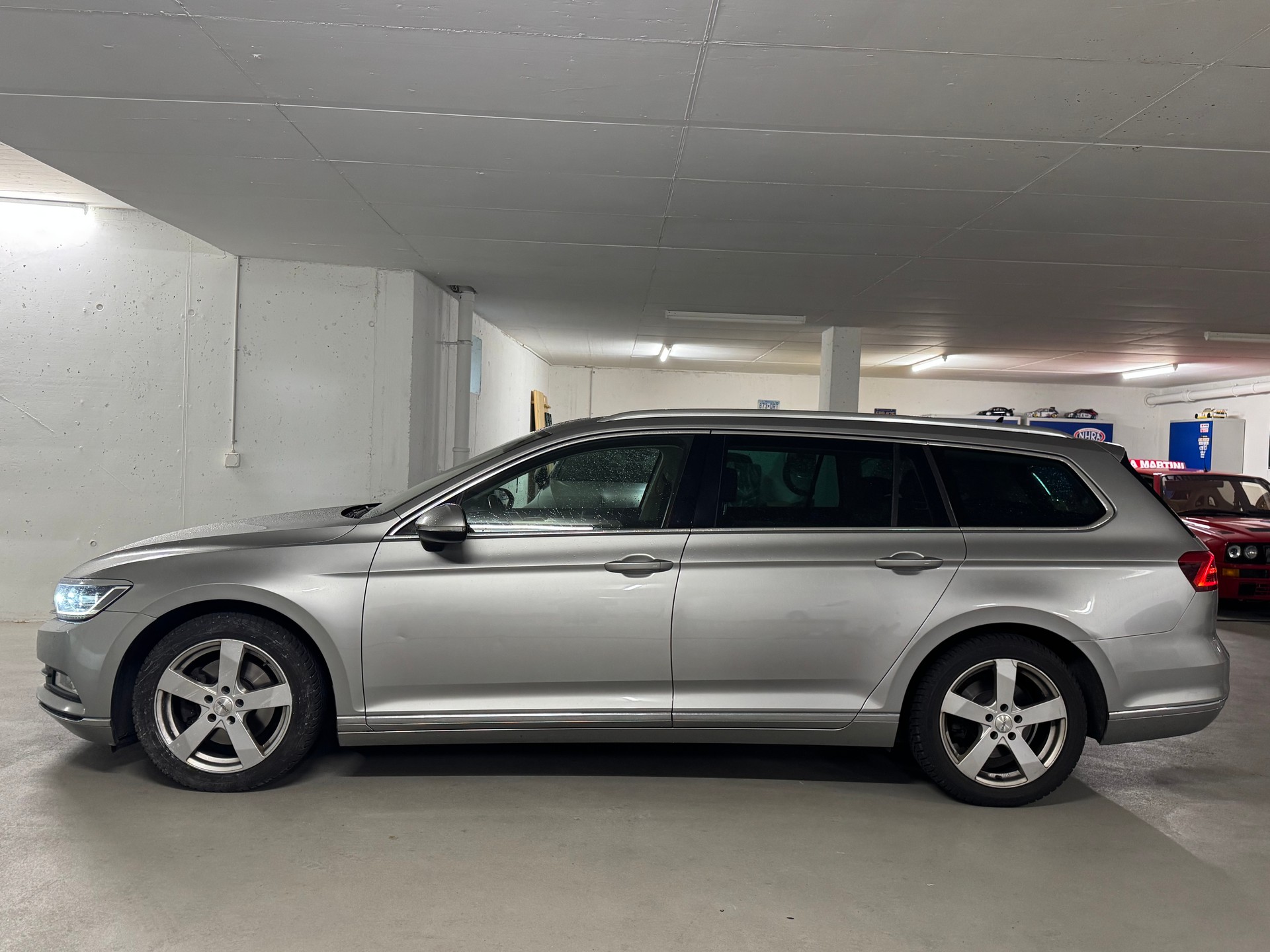 VW Passat Variant 2.0 TDI BMT Highline DSG Anhängerkupplung-image-3