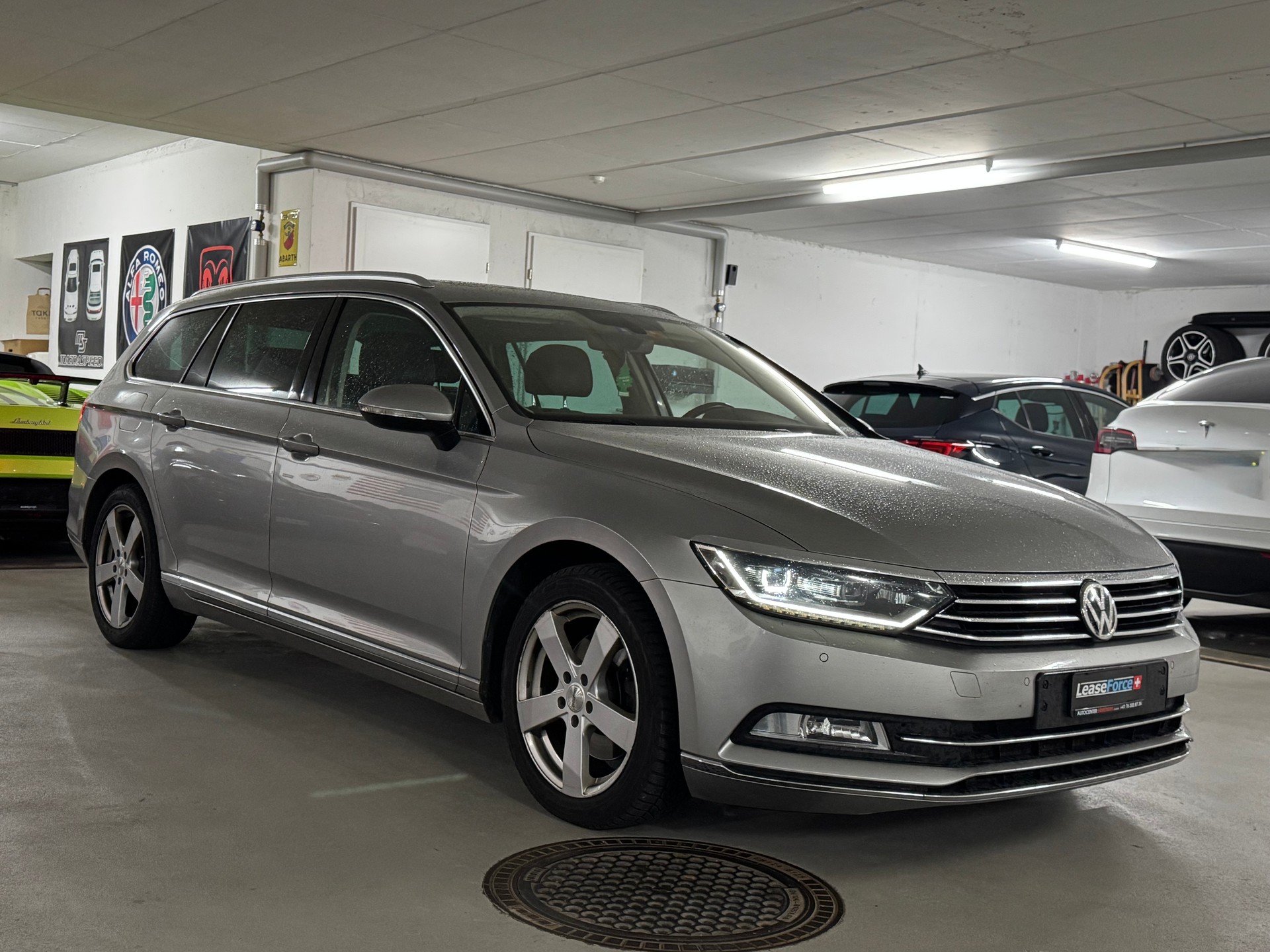 VW Passat Variant 2.0 TDI BMT Highline DSG Anhängerkupplung-image-2