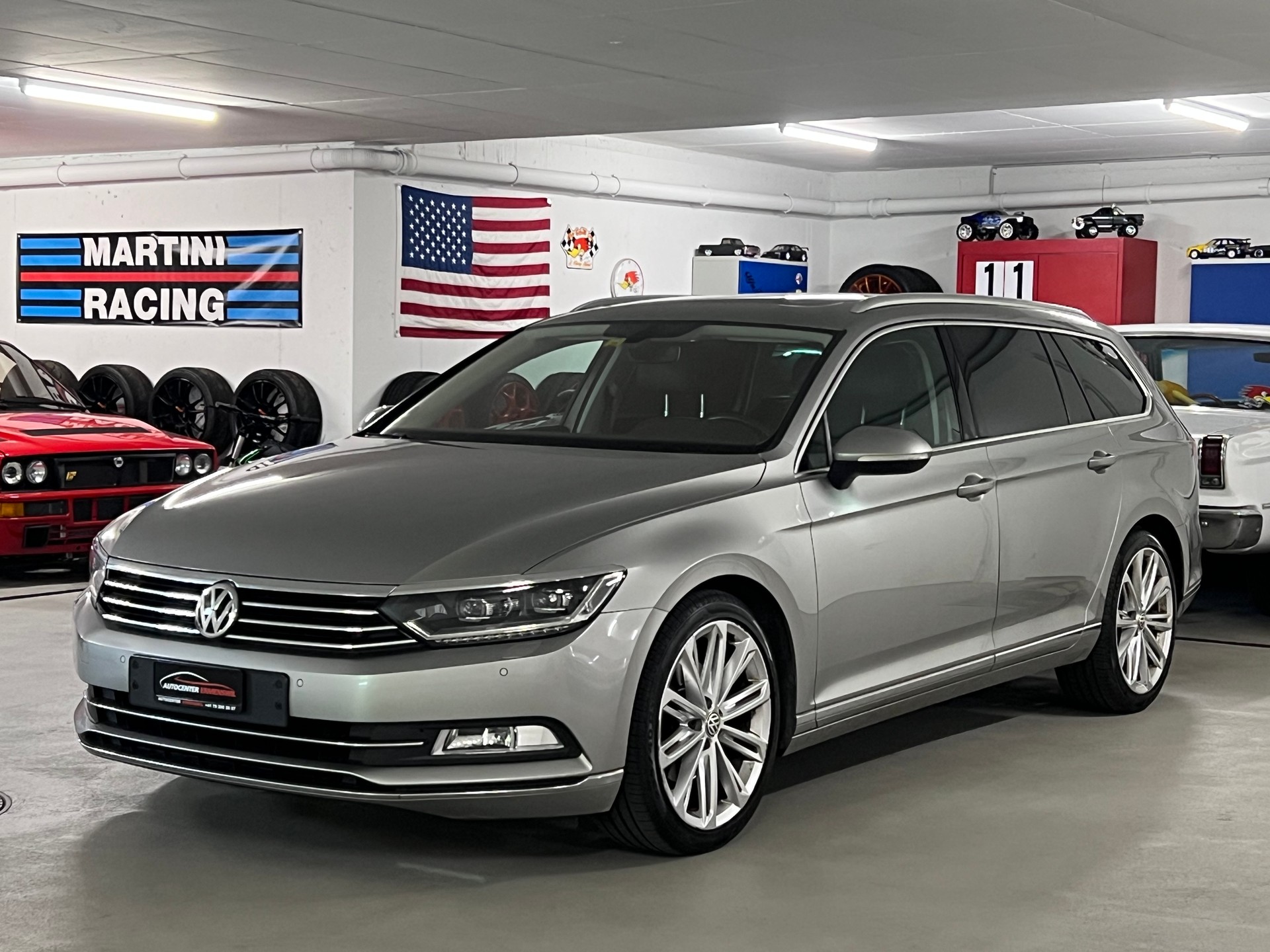 VW Passat Variant 2.0 TDI BMT Highline DSG Anhängerkupplung-image-0
