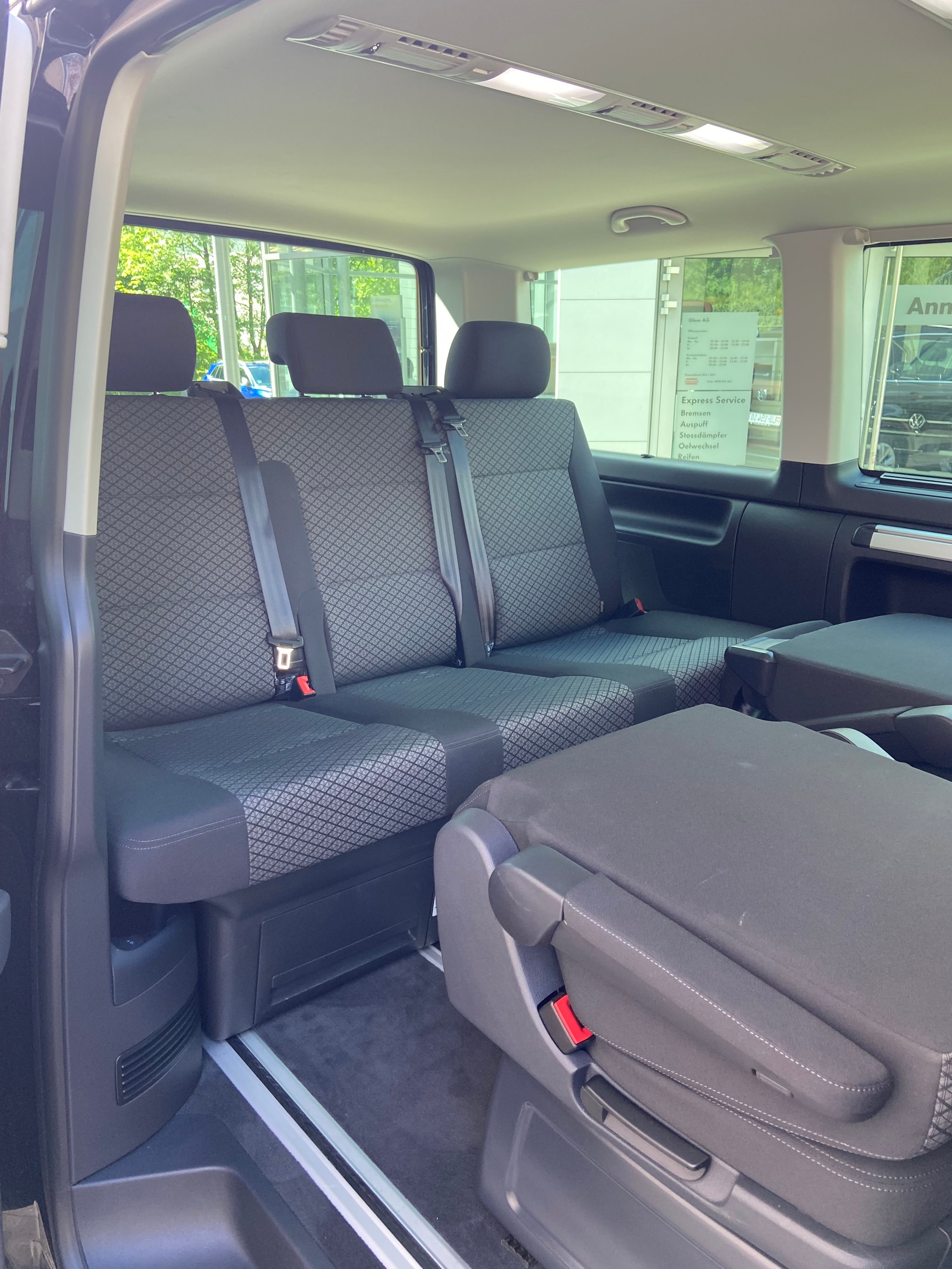 VW T6.1 Multivan 2.0 TDI Trendline Liberty DSG-image-7