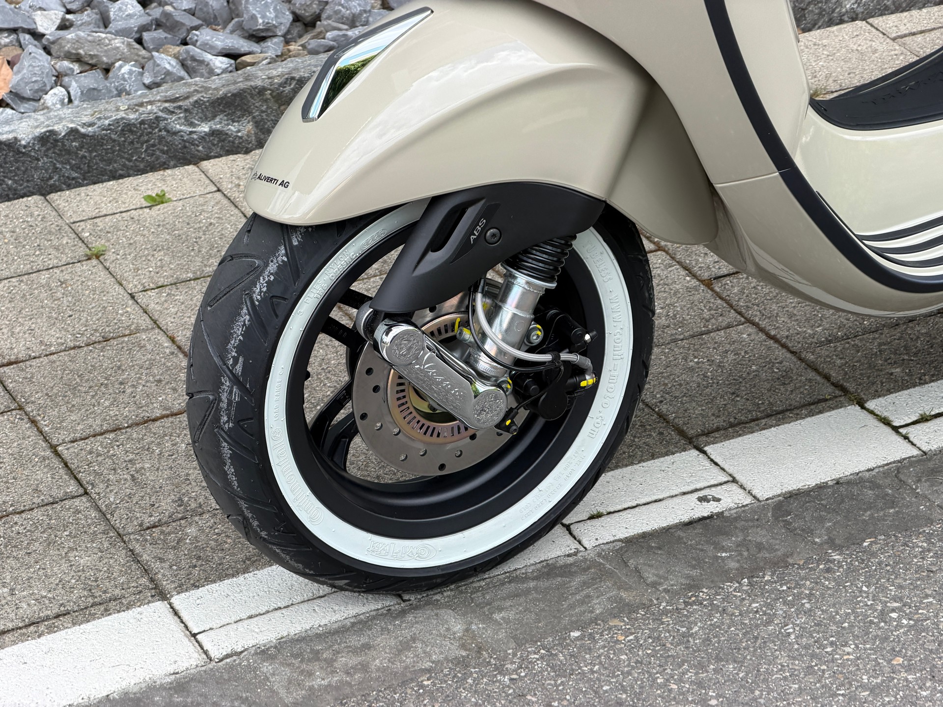 PIAGGIO Vespa 125 Primavera Euro 5+-showroom-element-2