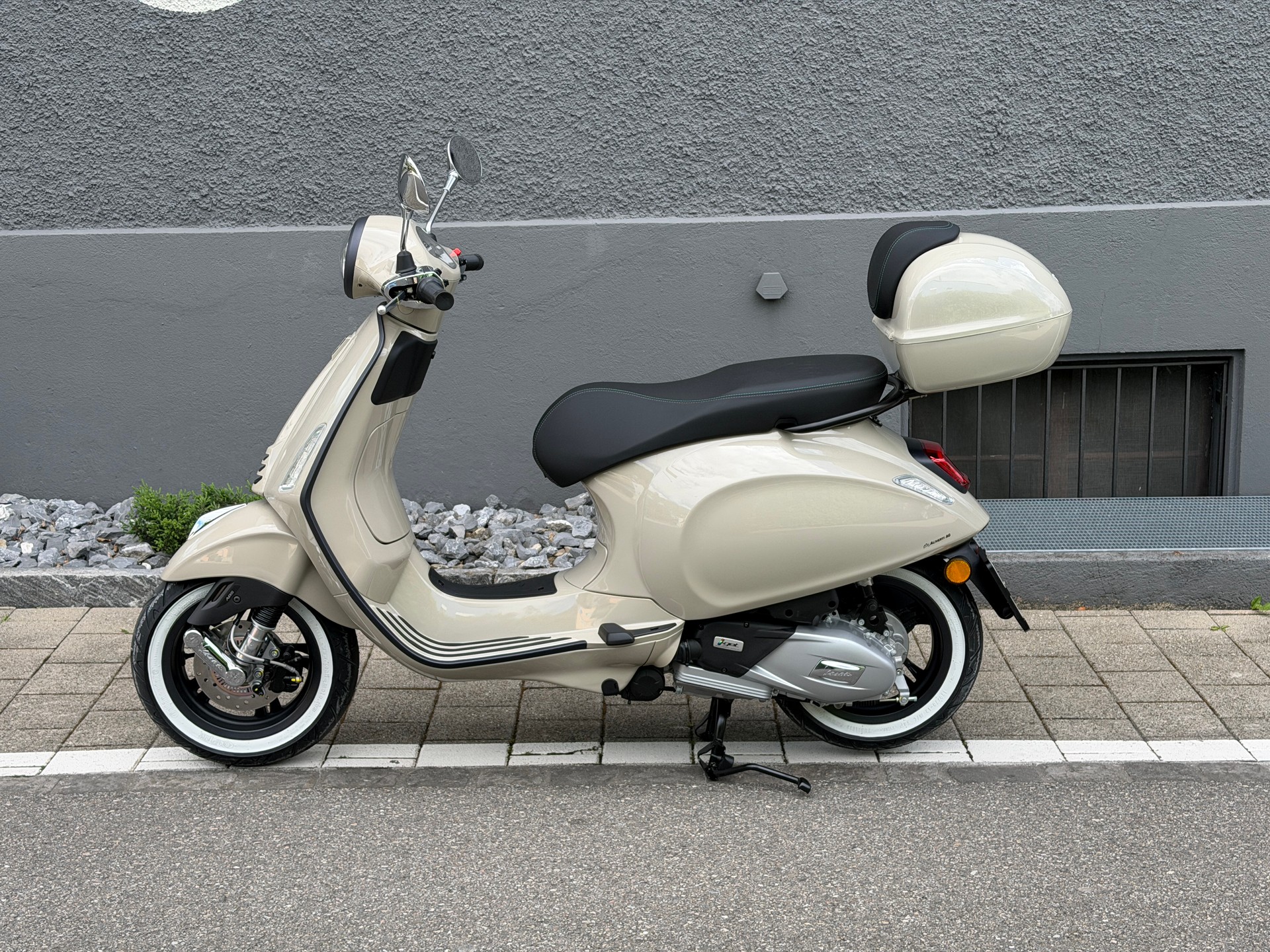 PIAGGIO Vespa 125 Primavera Euro 5+-image-4