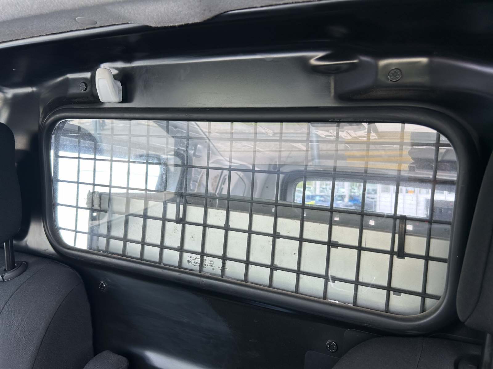 OPEL Vivaro-e Cargo 2.7 t M 50kWh Enjoy-image-11