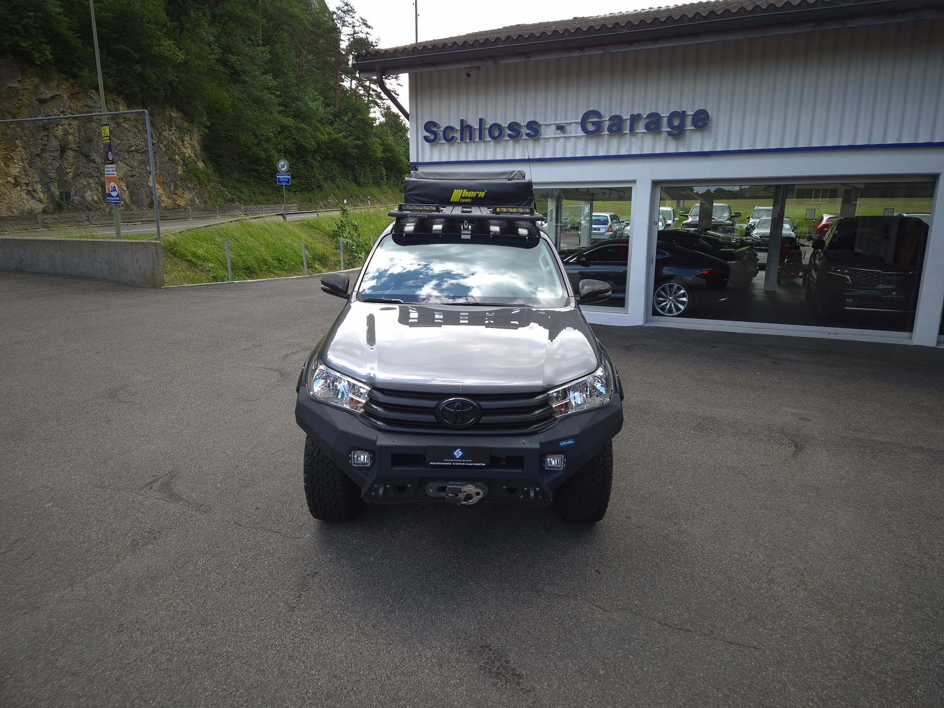 TOYOTA Hilux 2.4D-4D Style DoubleCab 4x4 A-image-4