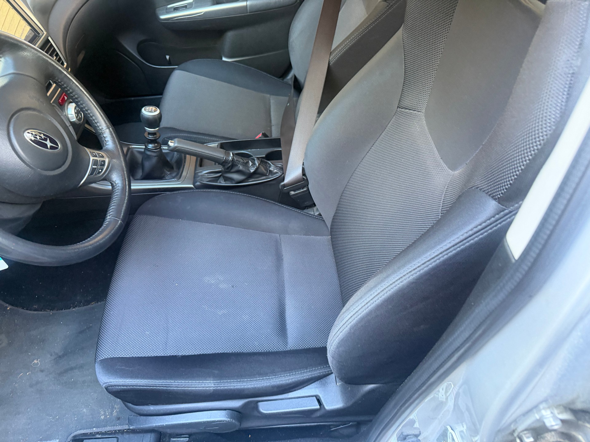 SUBARU Impreza 2.0D Comfort-image-5
