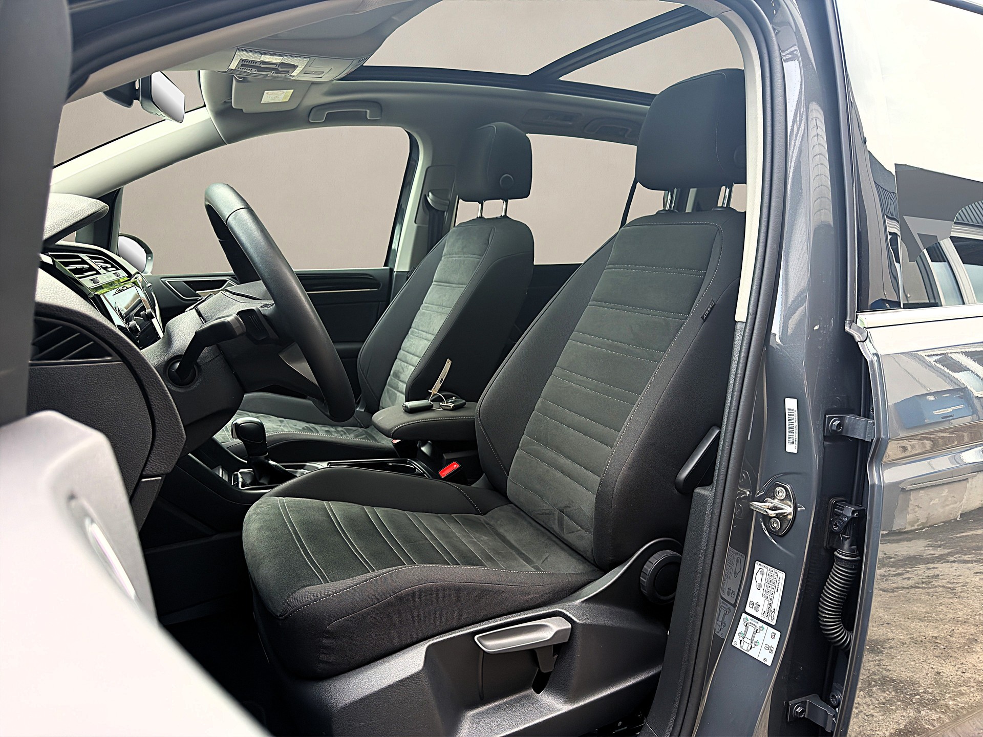 VW Touran 1.5 TSI EVO ❗7 Sitzplätze❗Highline DSG-image-8