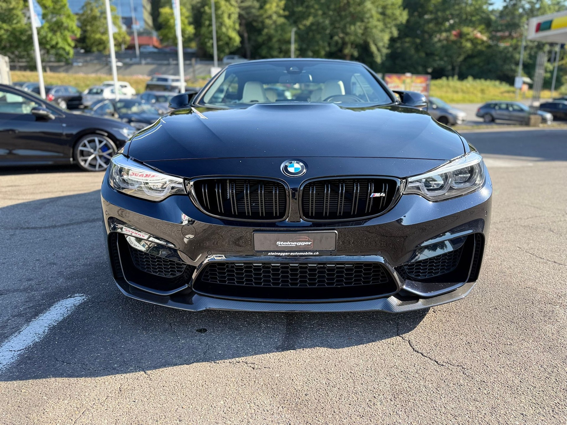 BMW M4 Cabriolet Drivelogic M Competition-showroom-element-3