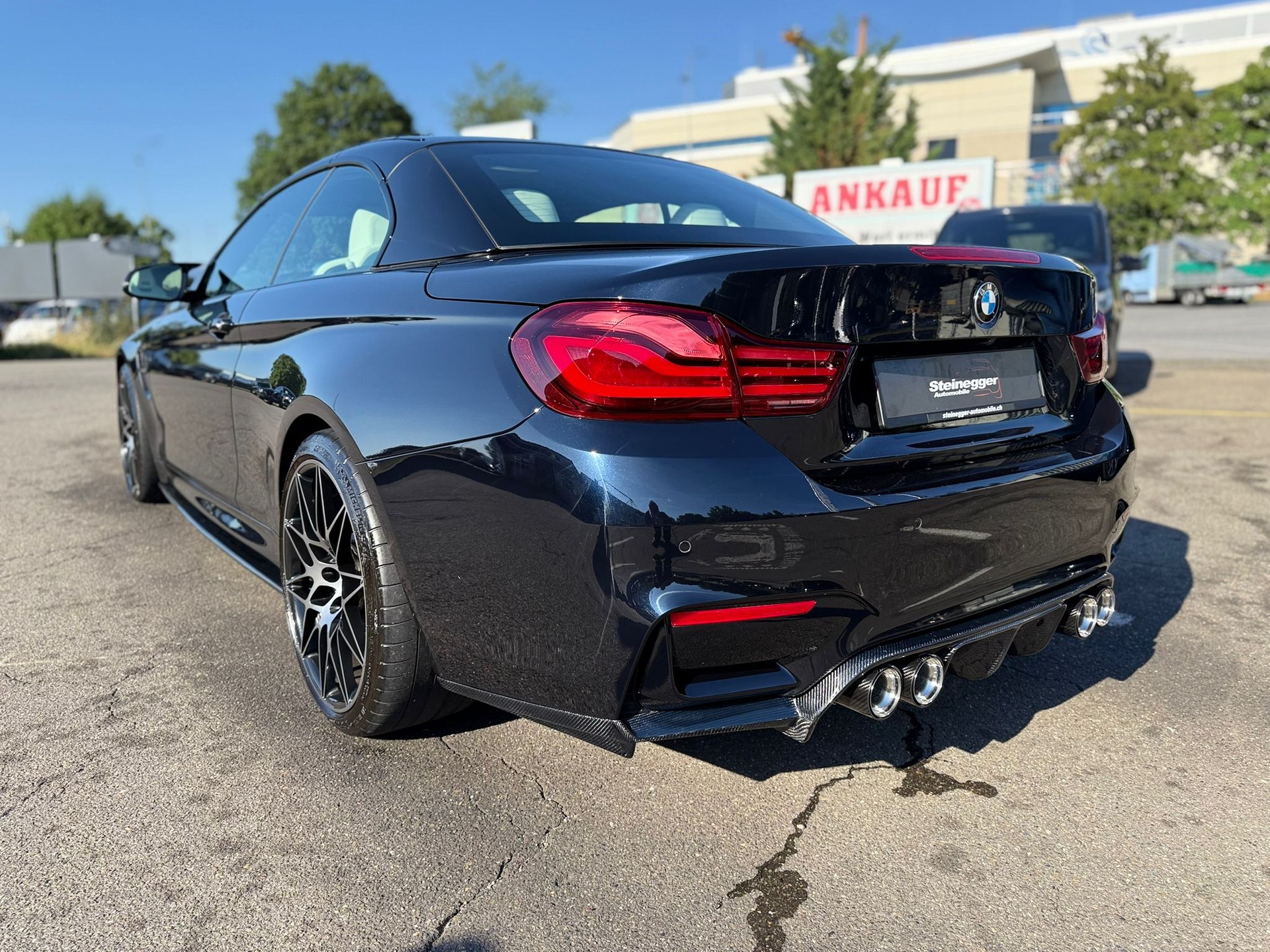 BMW M4 Cabriolet Drivelogic M Competition-image-7