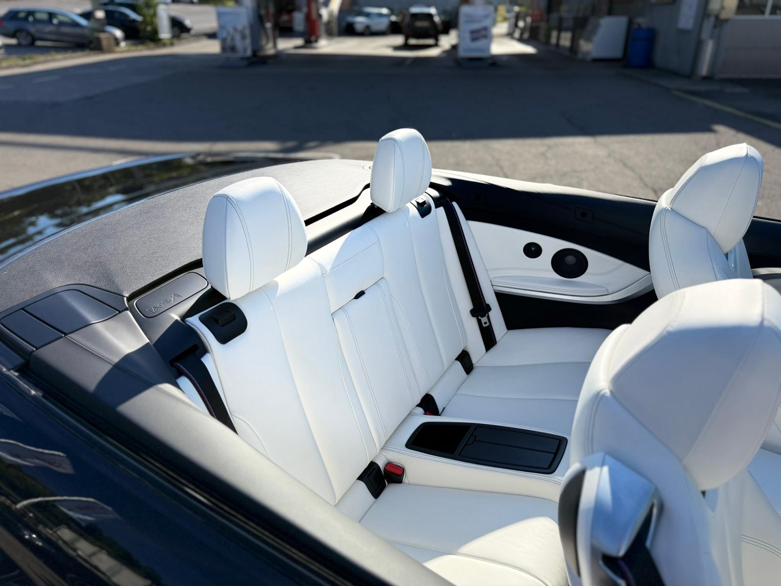 BMW M4 Cabriolet Drivelogic M Competition-image-24