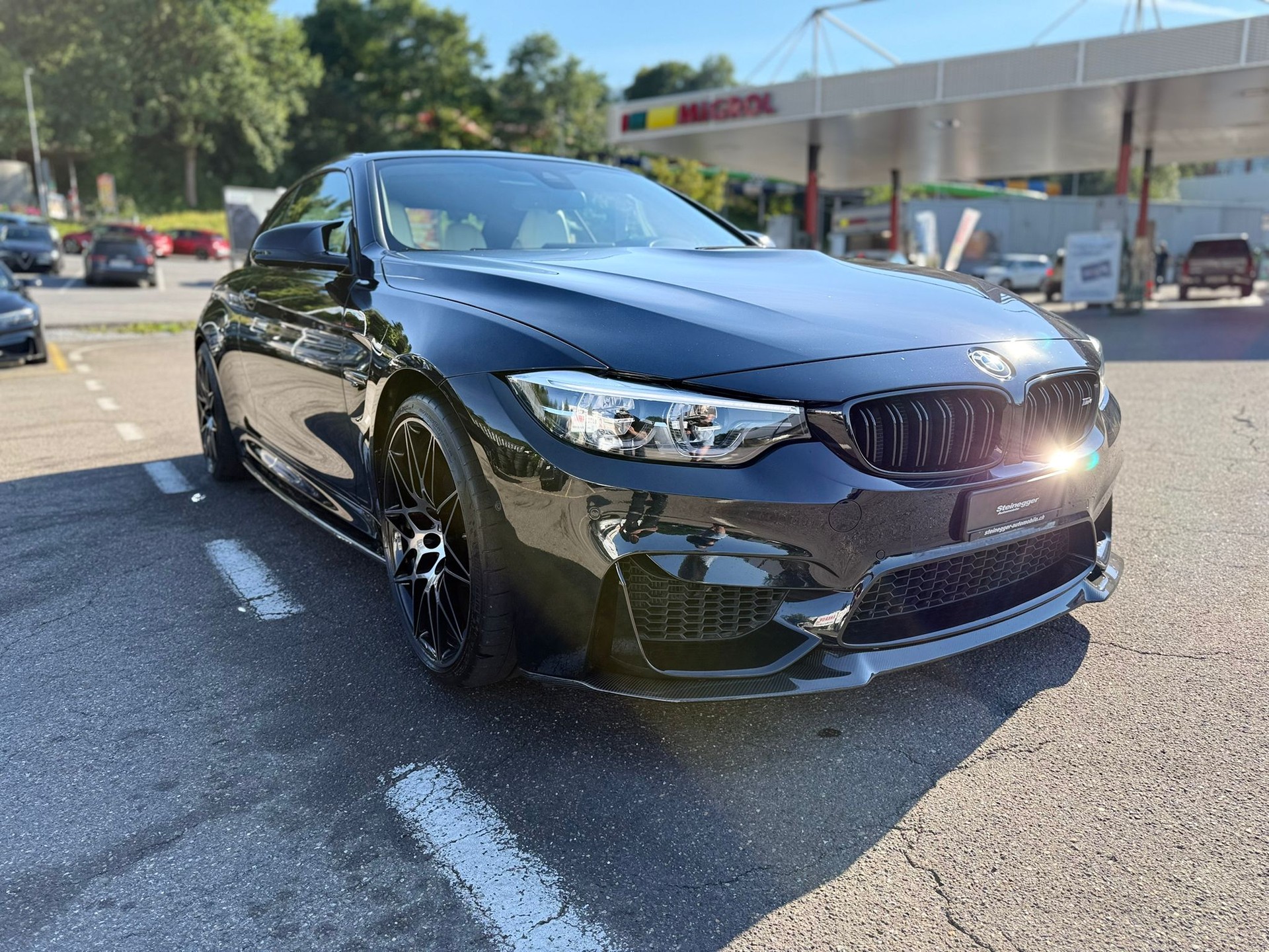 BMW M4 Cabriolet Drivelogic M Competition-showroom-element-1
