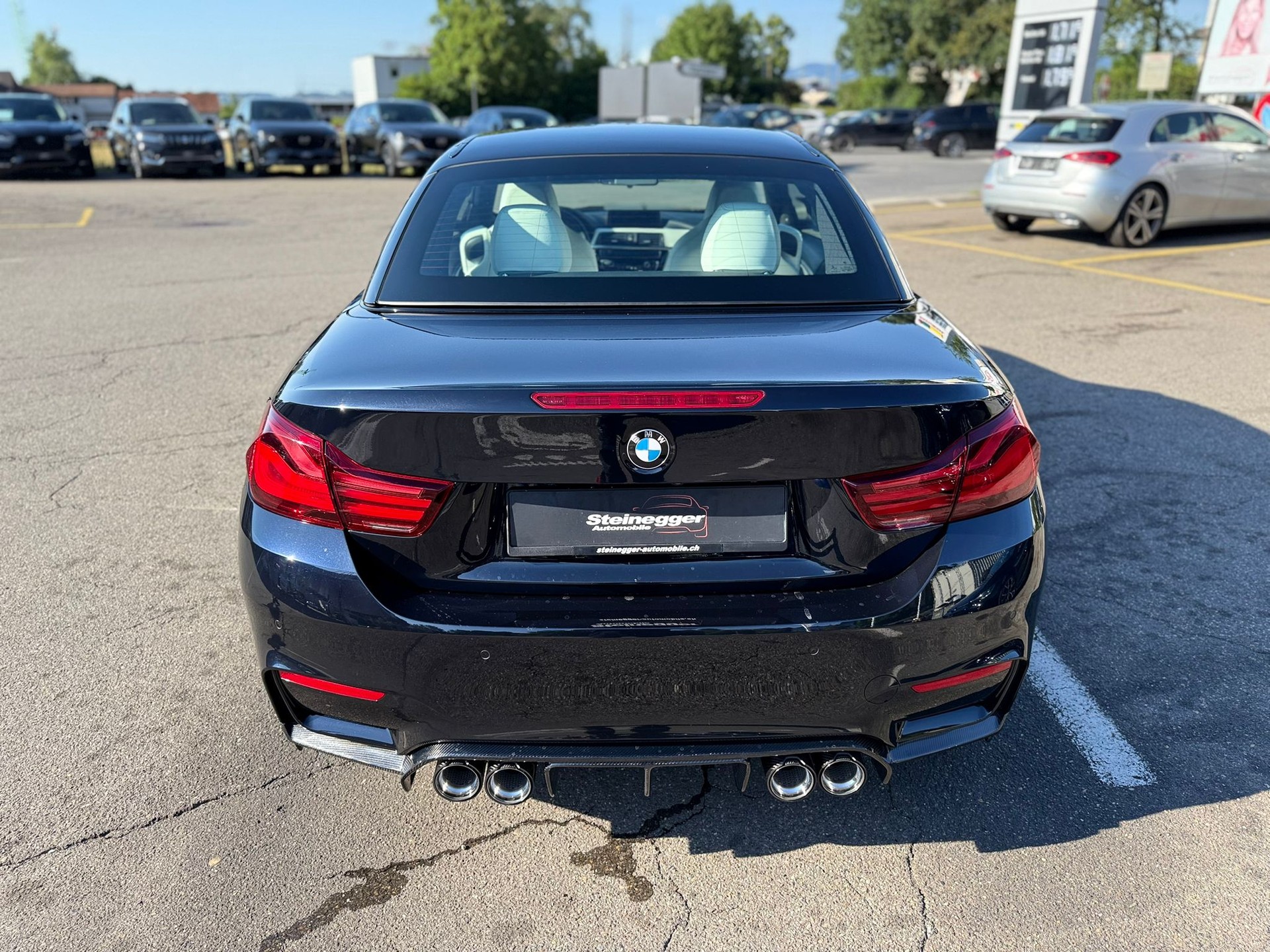 BMW M4 Cabriolet Drivelogic M Competition-image-8