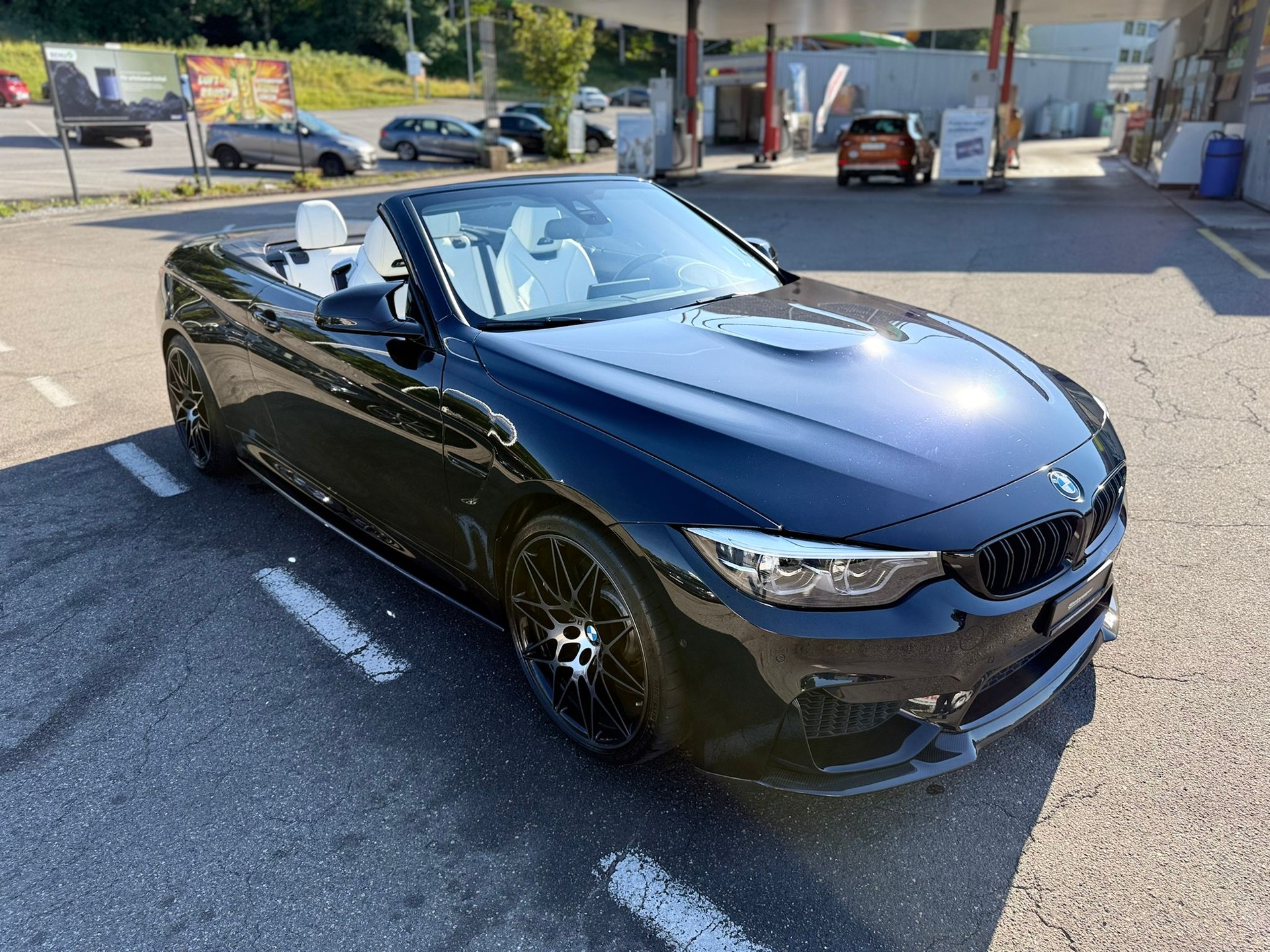 BMW M4 Cabriolet Drivelogic M Competition-image-17