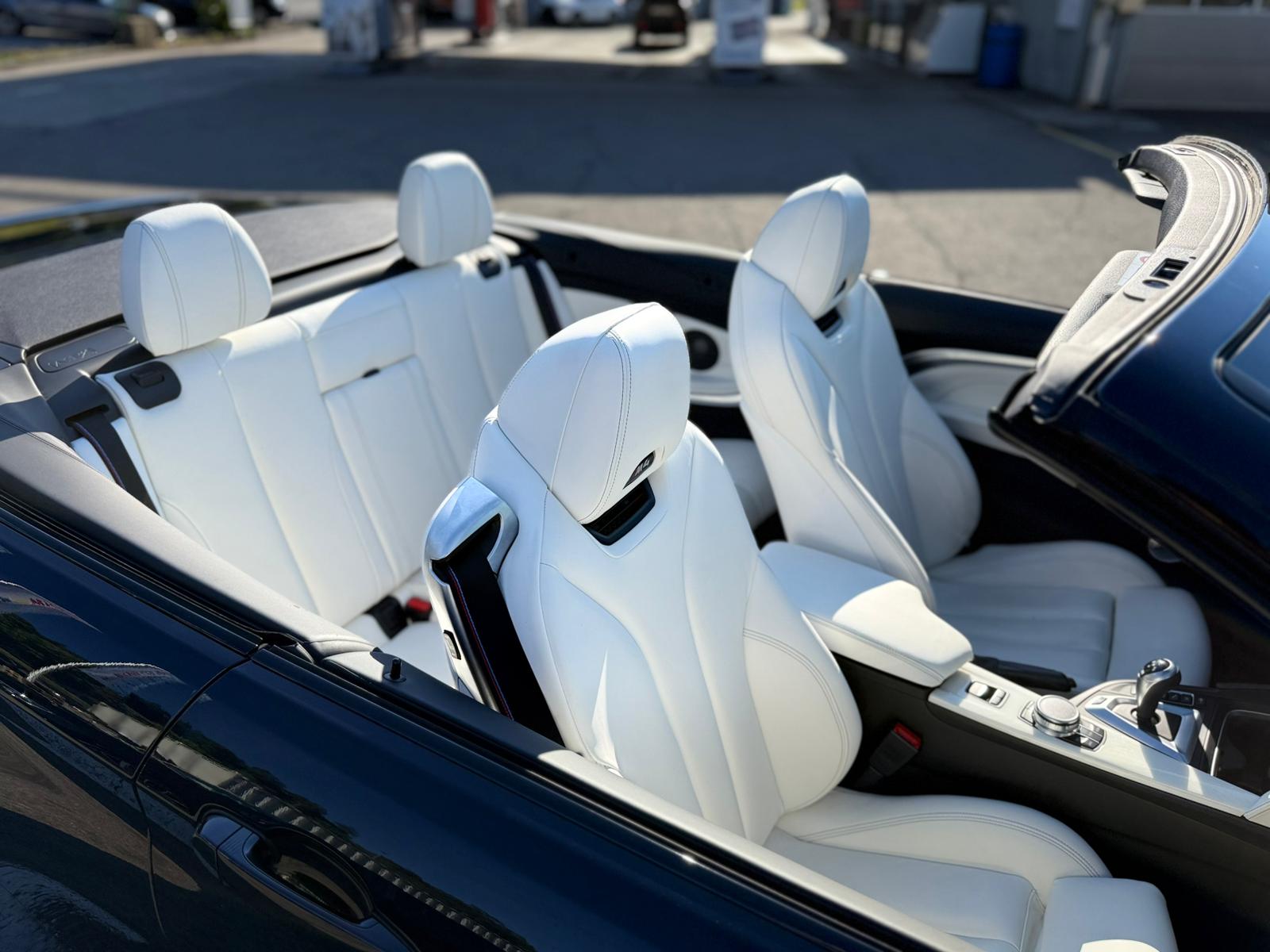 BMW M4 Cabriolet Drivelogic M Competition-image-22
