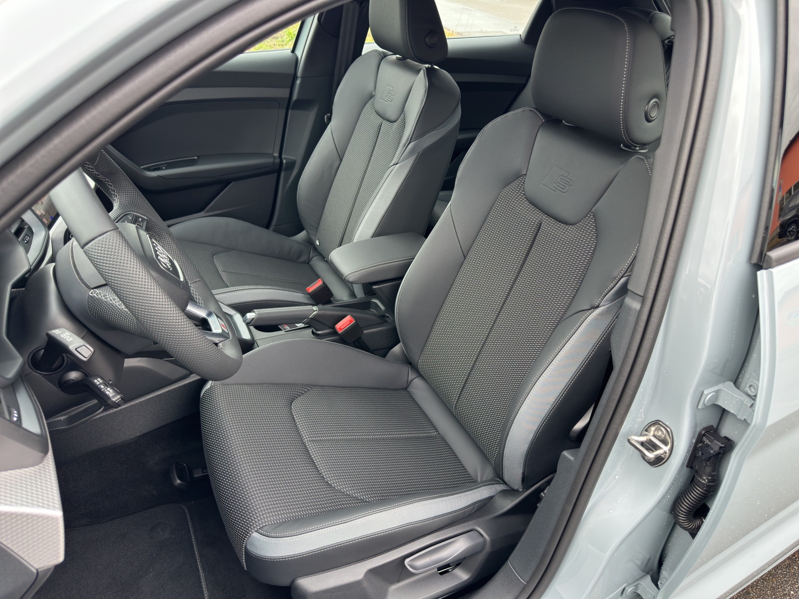 AUDI A1 Sportback 30 TFSI Attraction S-tronic-image-11