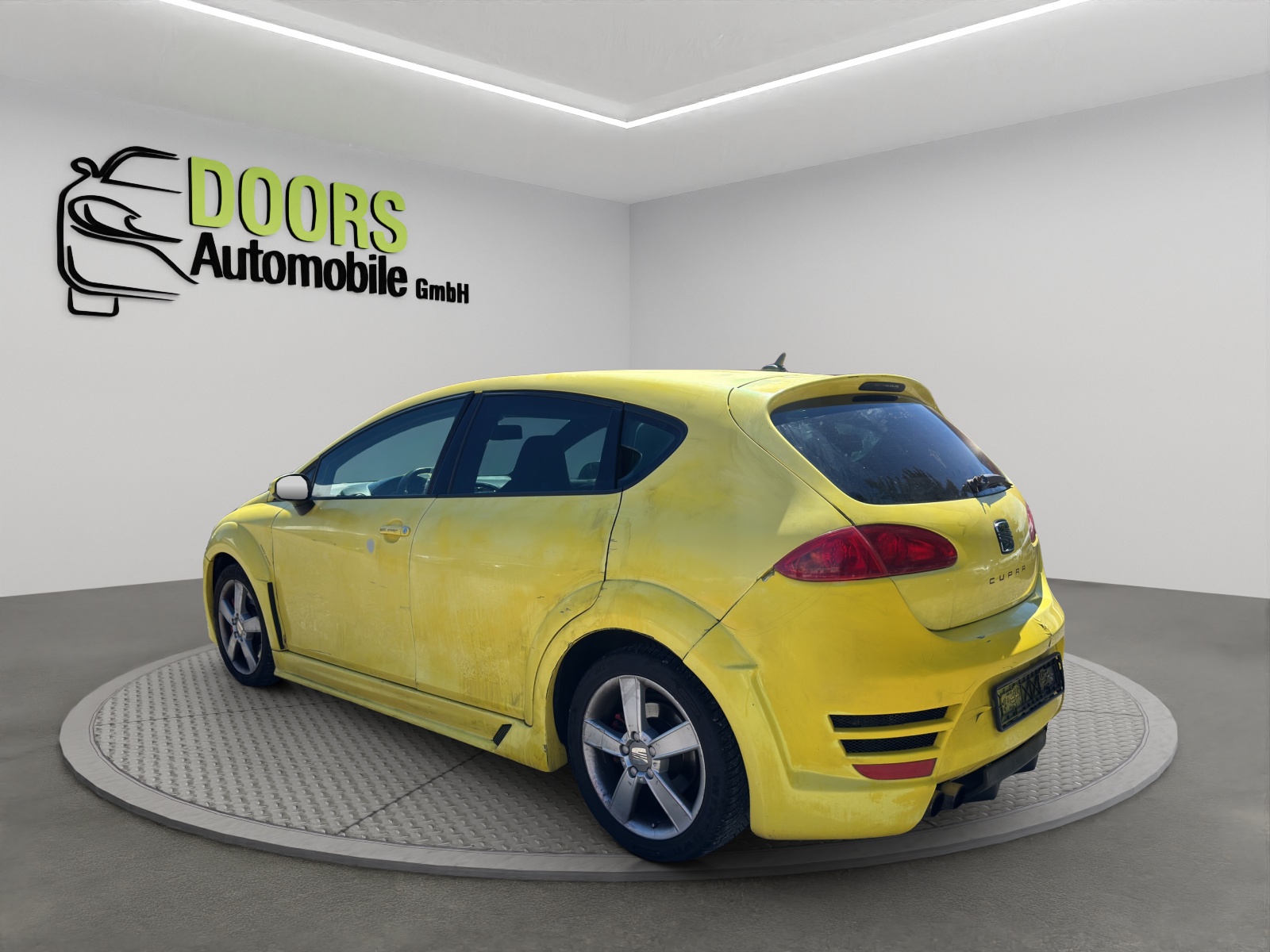 SEAT Leon 2.0 TSI Cupra-image-5
