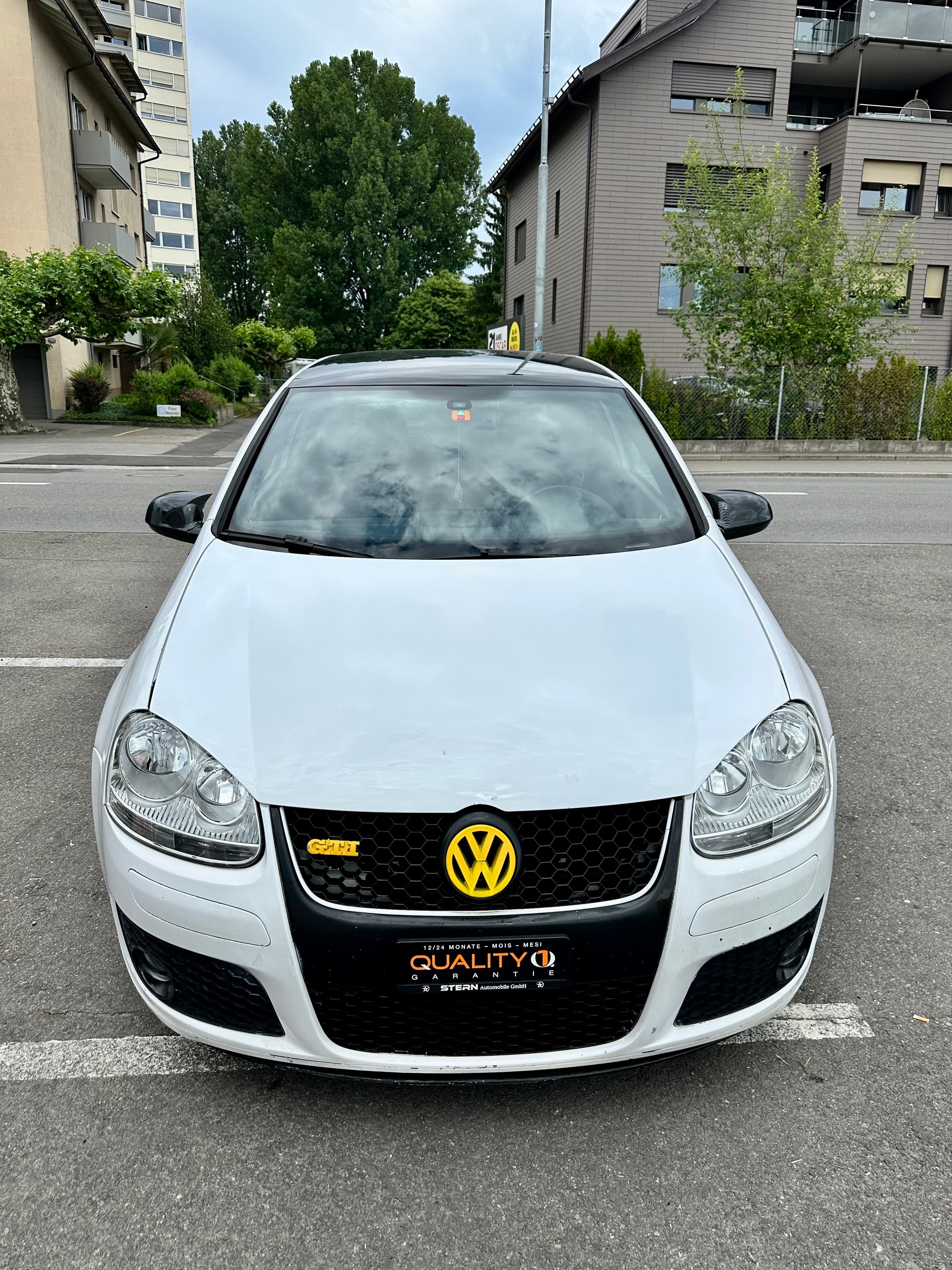 VW Golf 2.0 TFSI GTI-image-2