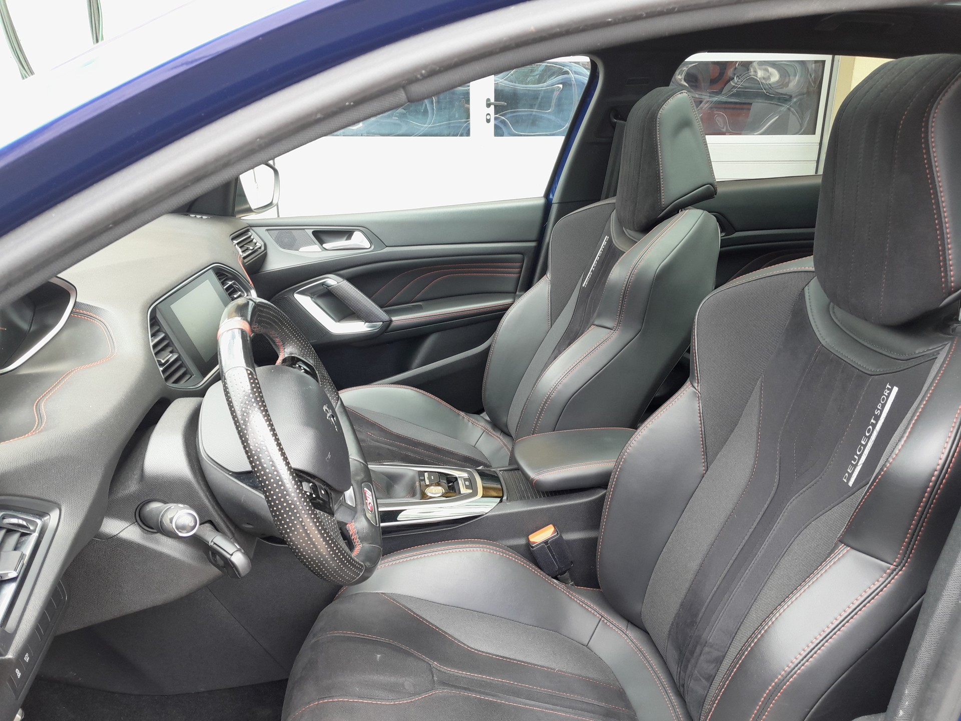 PEUGEOT 308 1.6 GTi-image-4