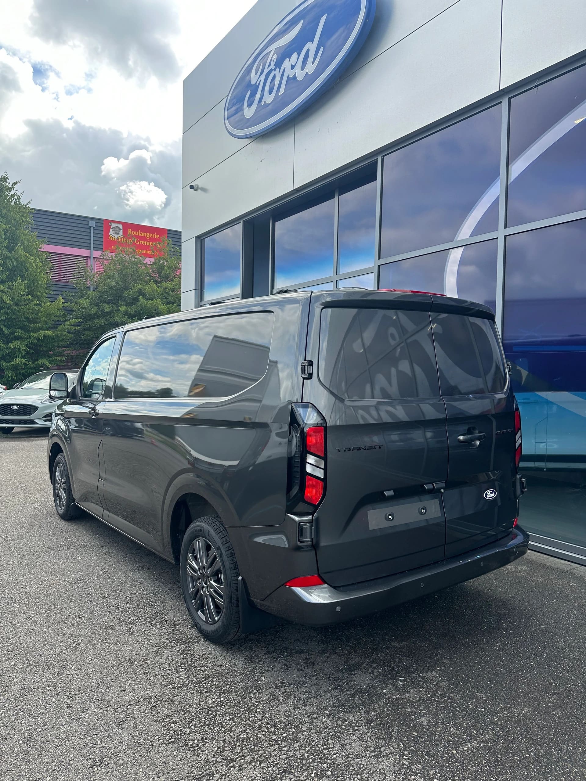 FORD Transit Custom Van 320 L1 2.0 EcoBl Ltd./170CV/Aut.-image-3
