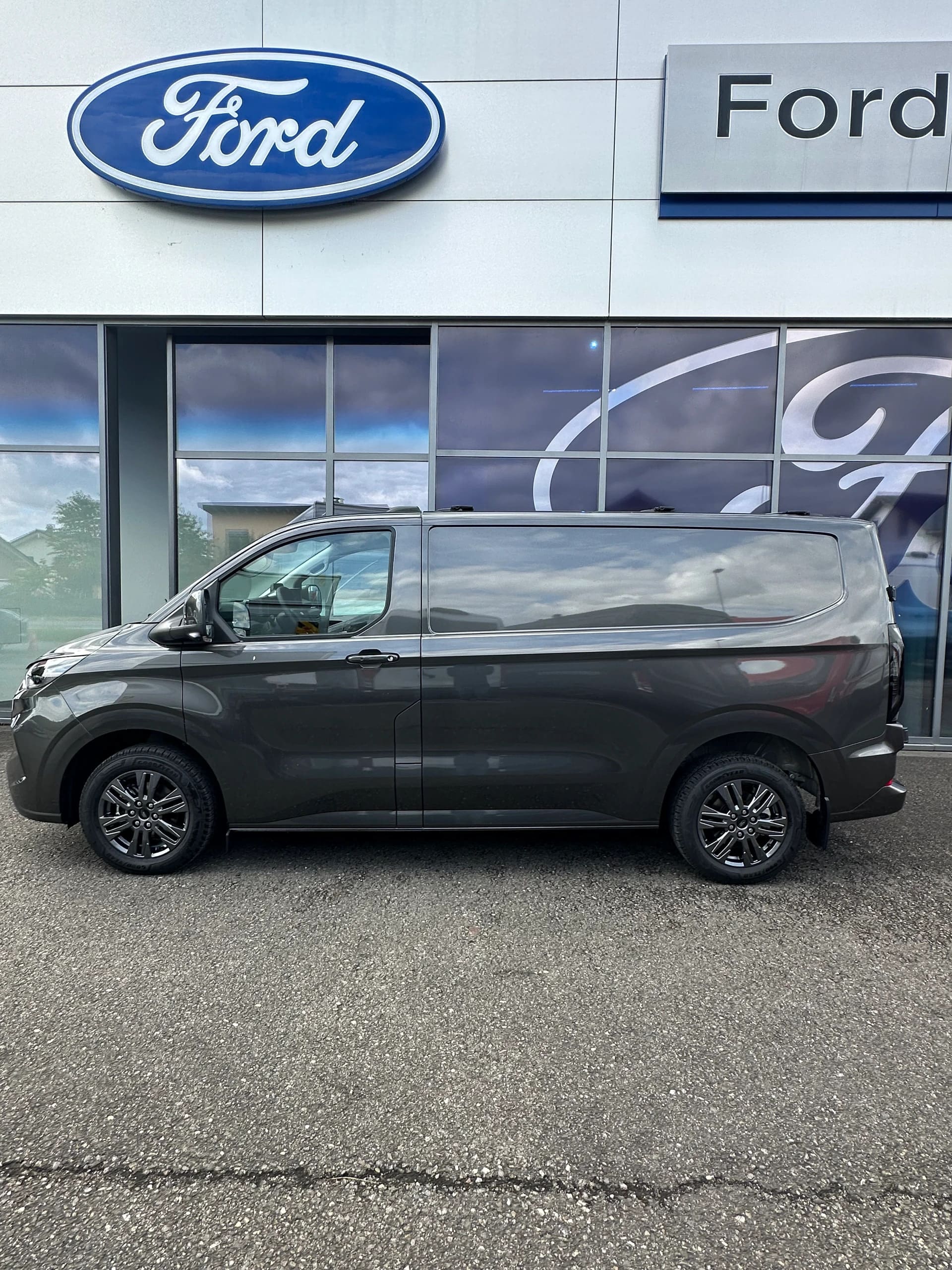 FORD Transit Custom Van 320 L1 2.0 EcoBl Ltd./170CV/Aut.-image-2