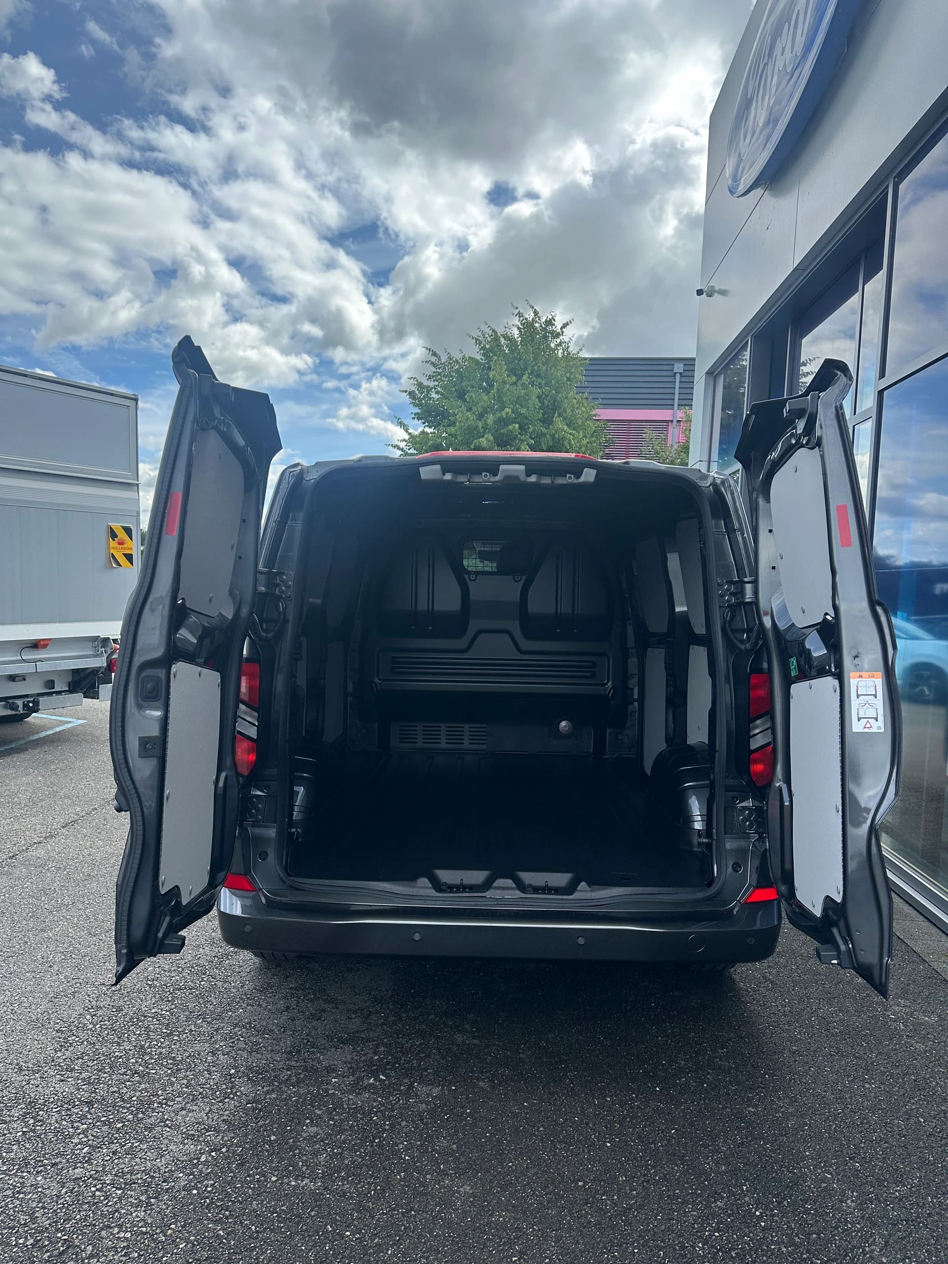 FORD Transit Custom Van 320 L1 2.0 EcoBl Ltd./170CV/Aut.-image-5