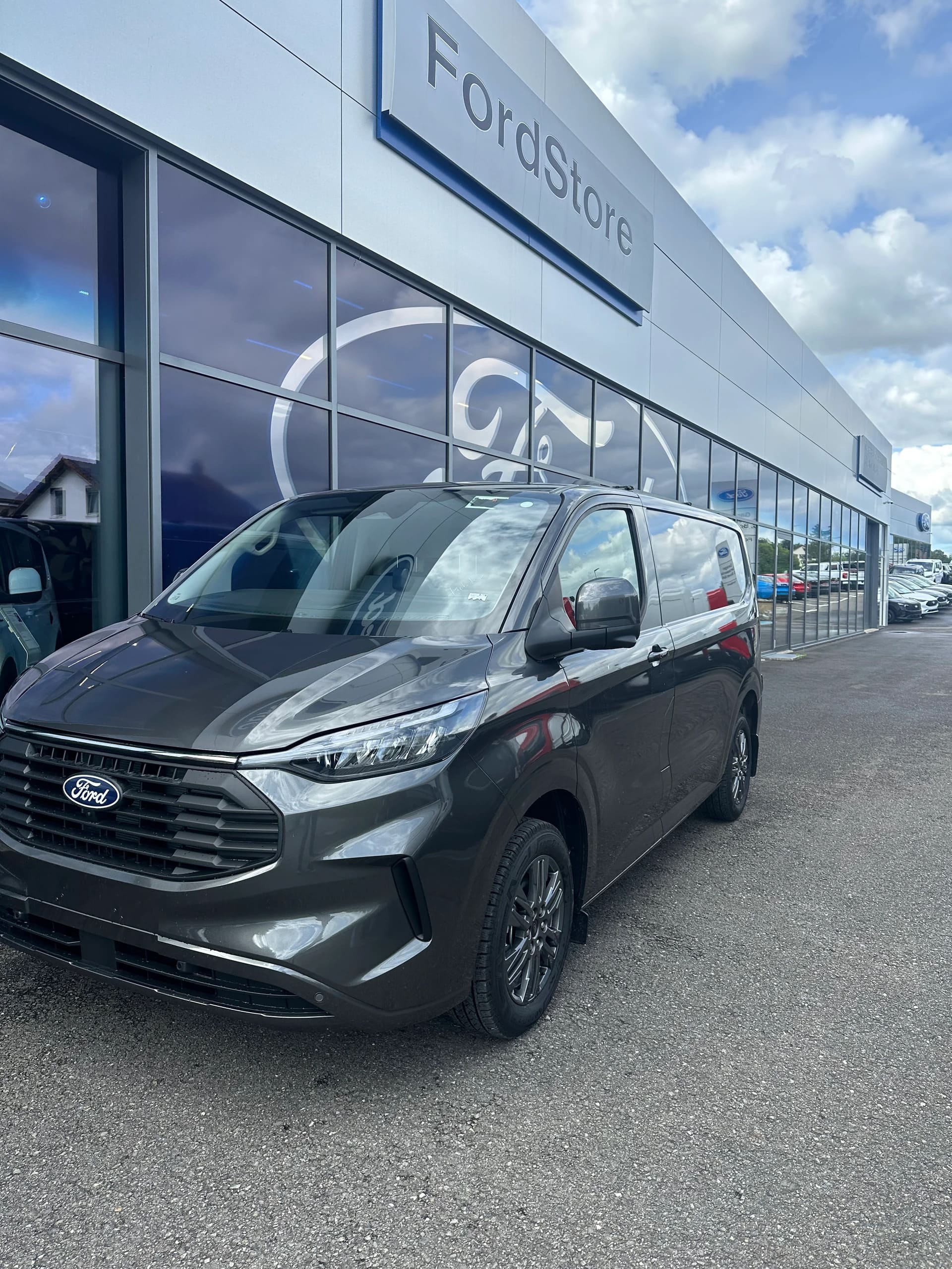 FORD Transit Custom Van 320 L1 2.0 EcoBl Ltd./170CV/Aut.-image-1