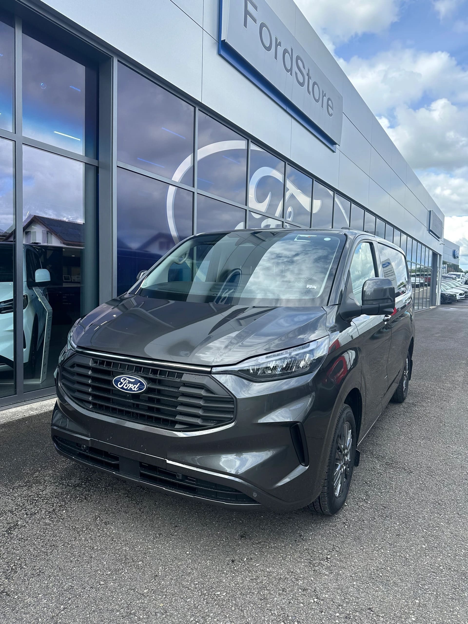 FORD Transit Custom Van 320 L1 2.0 EcoBl Ltd./170CV/Aut.-image-0
