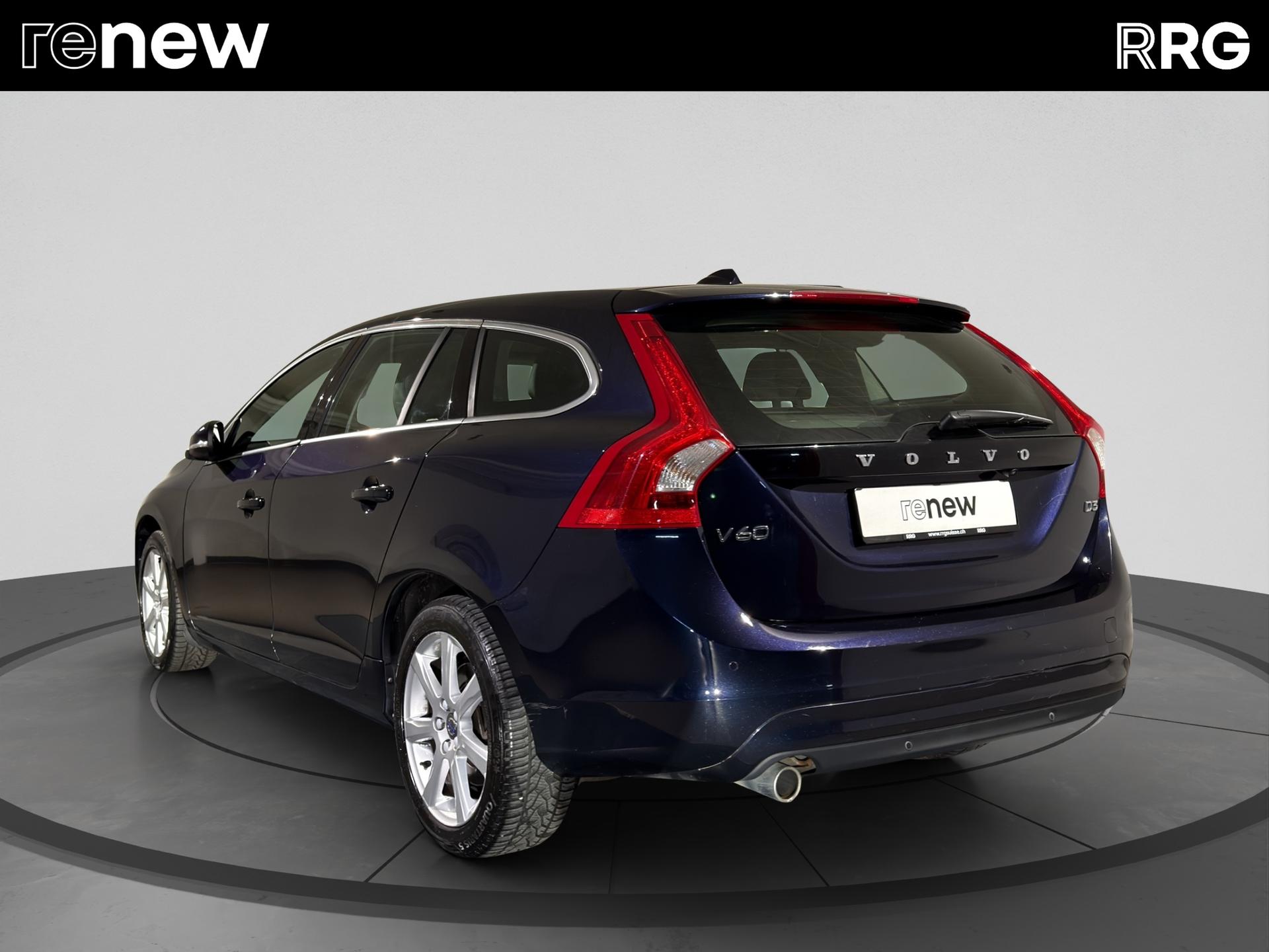VOLVO V60 D3 Summum-image-4