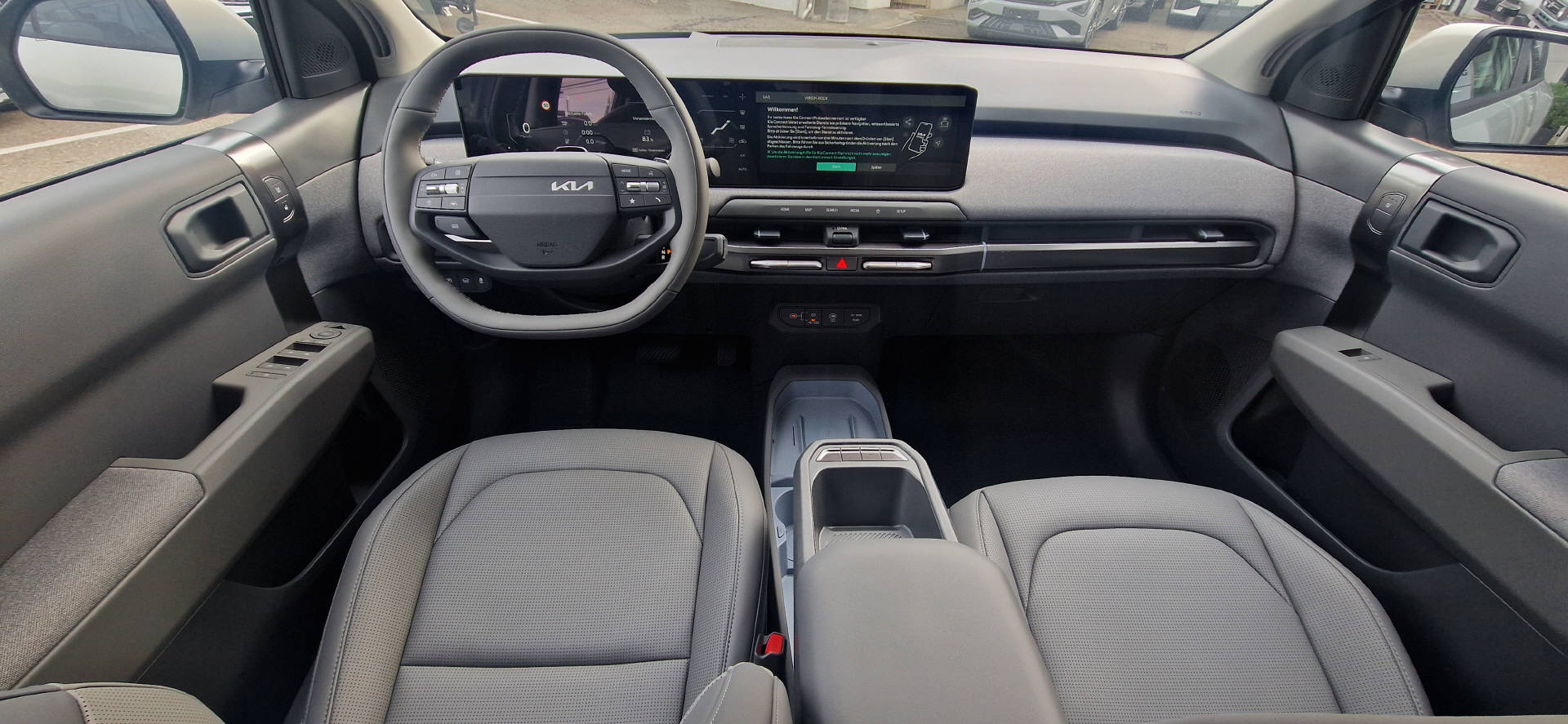 KIA EV3 81 kWh Earth+-image-7