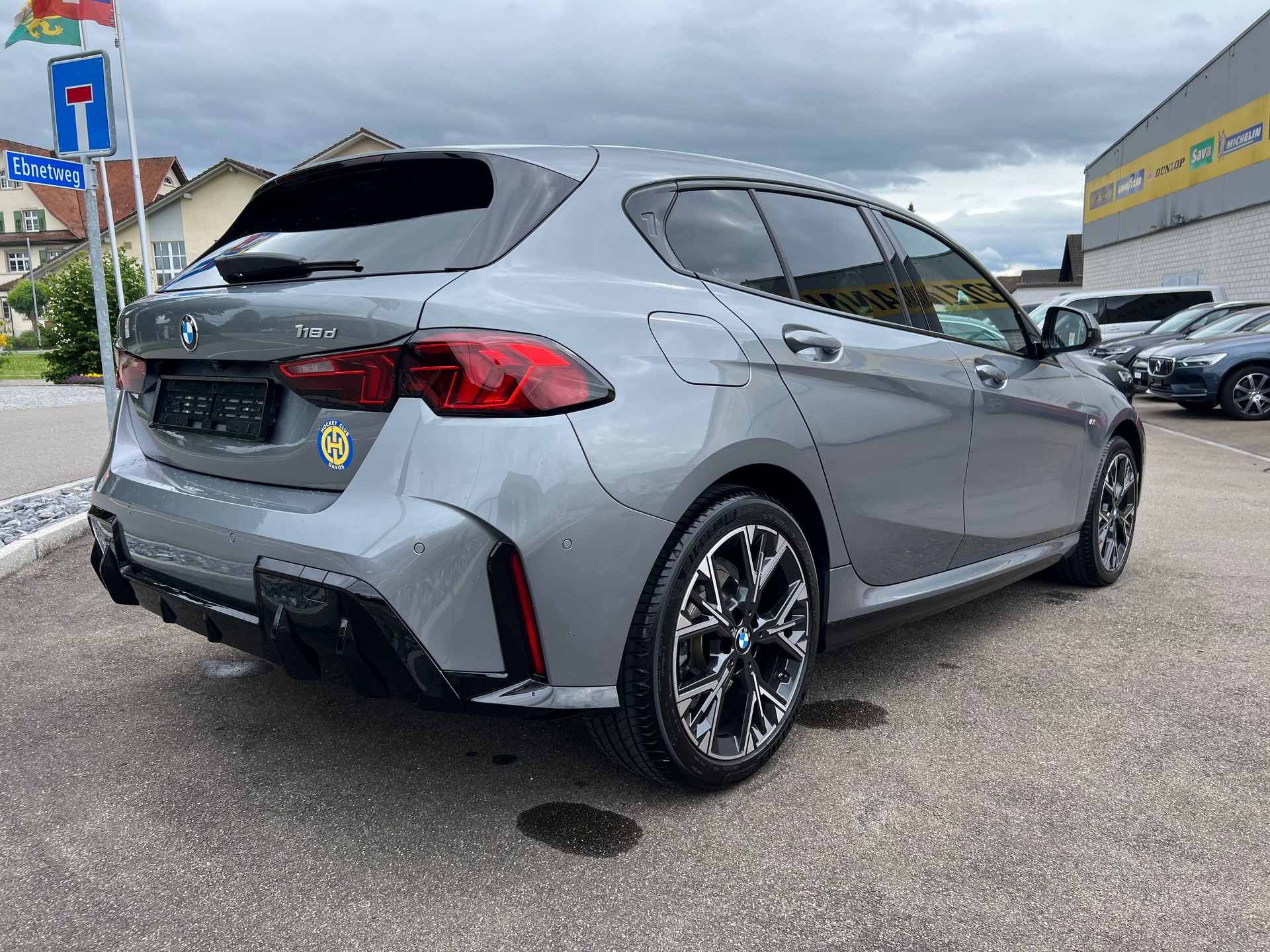 BMW 118d Steptronic M Sport Pro-image-4