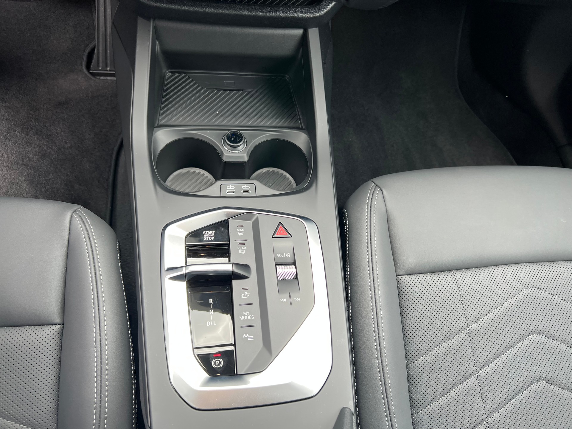 BMW 118d Steptronic M Sport Pro-image-11