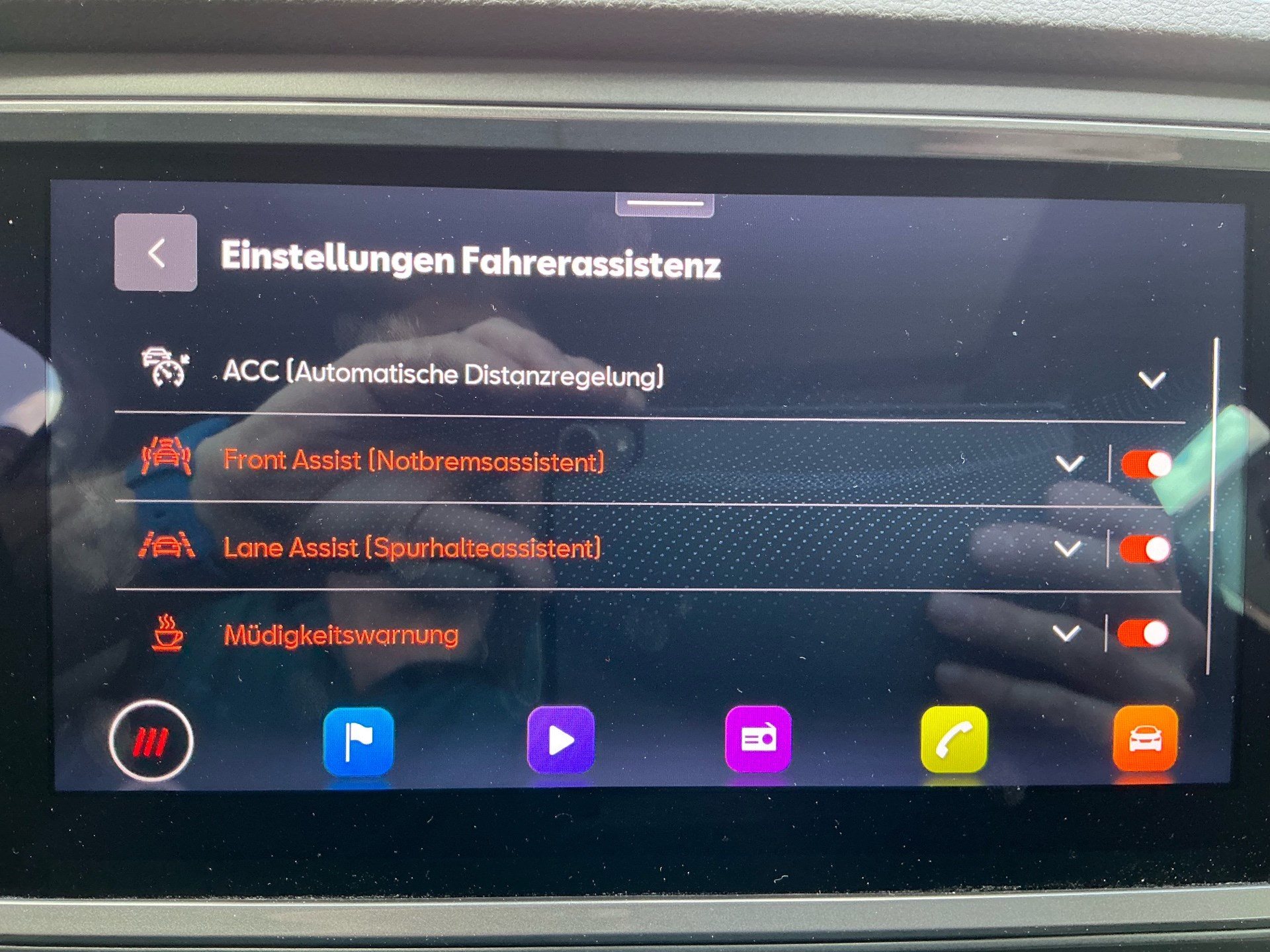 CUPRA Ateca 2.0 TSI VZ 4Drive *** PANORAMADACH & ANHÄNGERKUPPLUNG ***-image-25