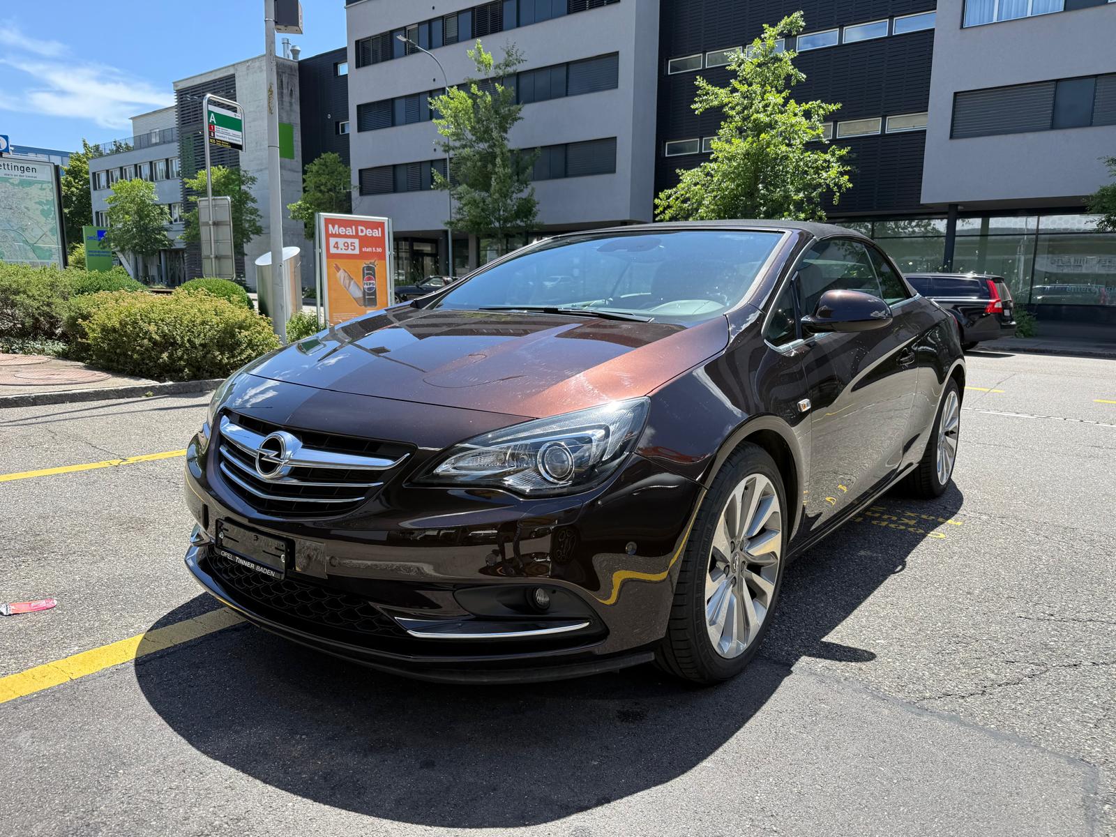 OPEL Cascada 1.6i 16V Cosmo Automat-image-0