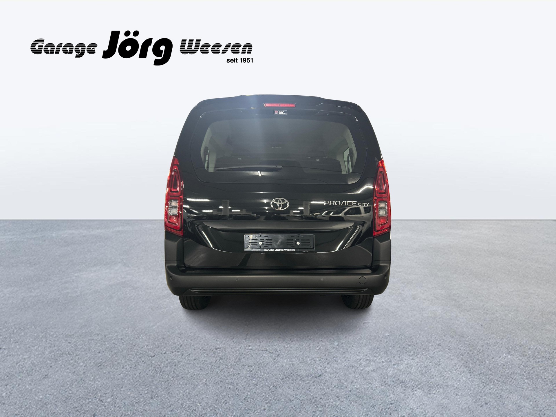 TOYOTA Proace City Verso L2 1.2 110 Comfort-image-3