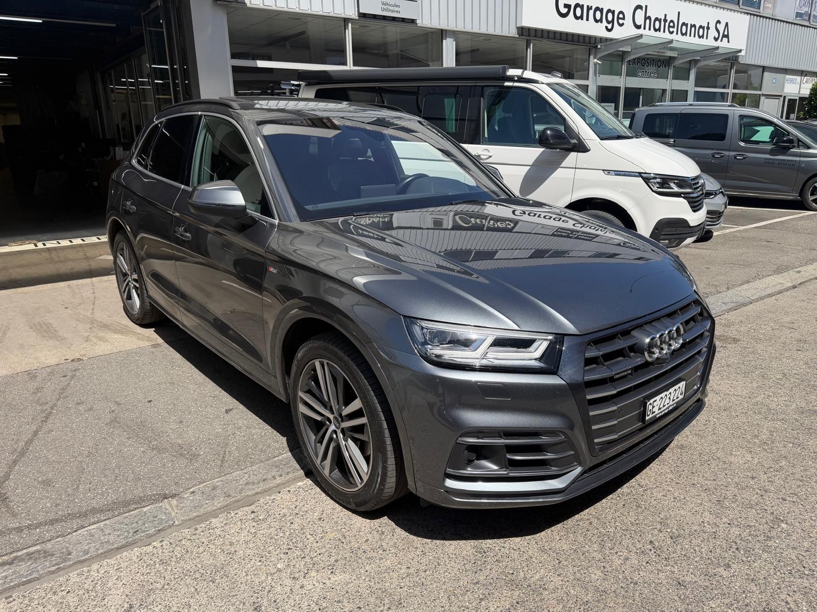 AUDI Q5 55 TFSI e quattro-image-0