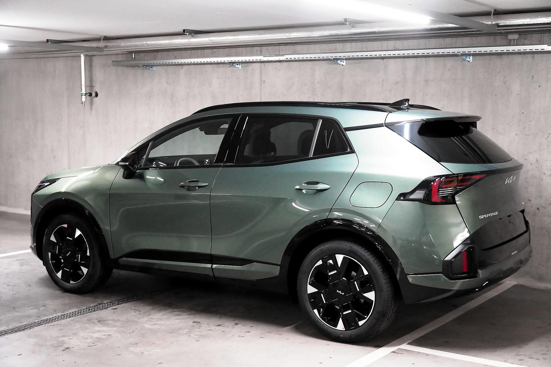 KIA Sportage 1.6 T-GDi Hybrid GT-Line-image-7