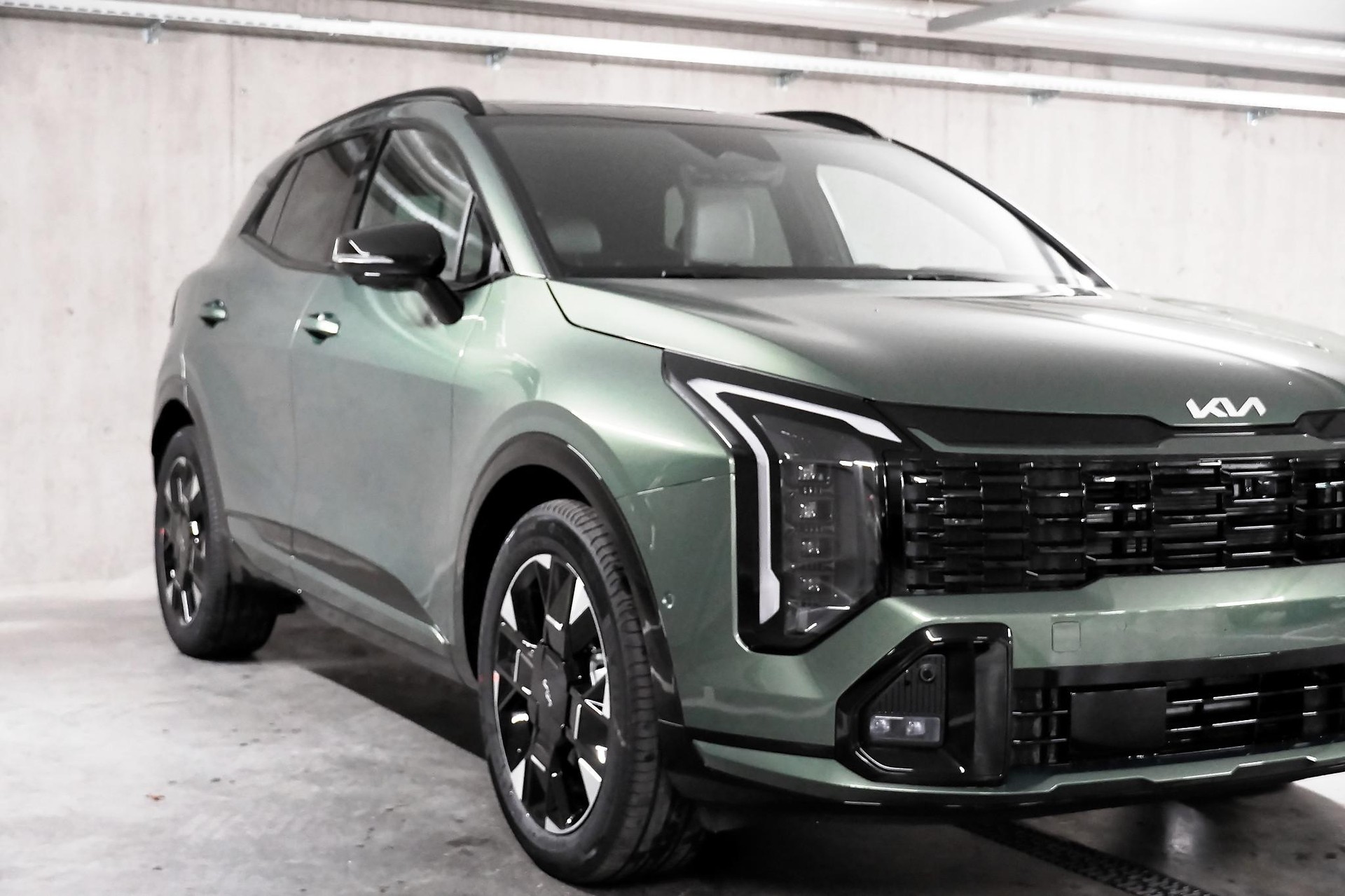 KIA Sportage 1.6 T-GDi Hybrid GT-Line-image-11