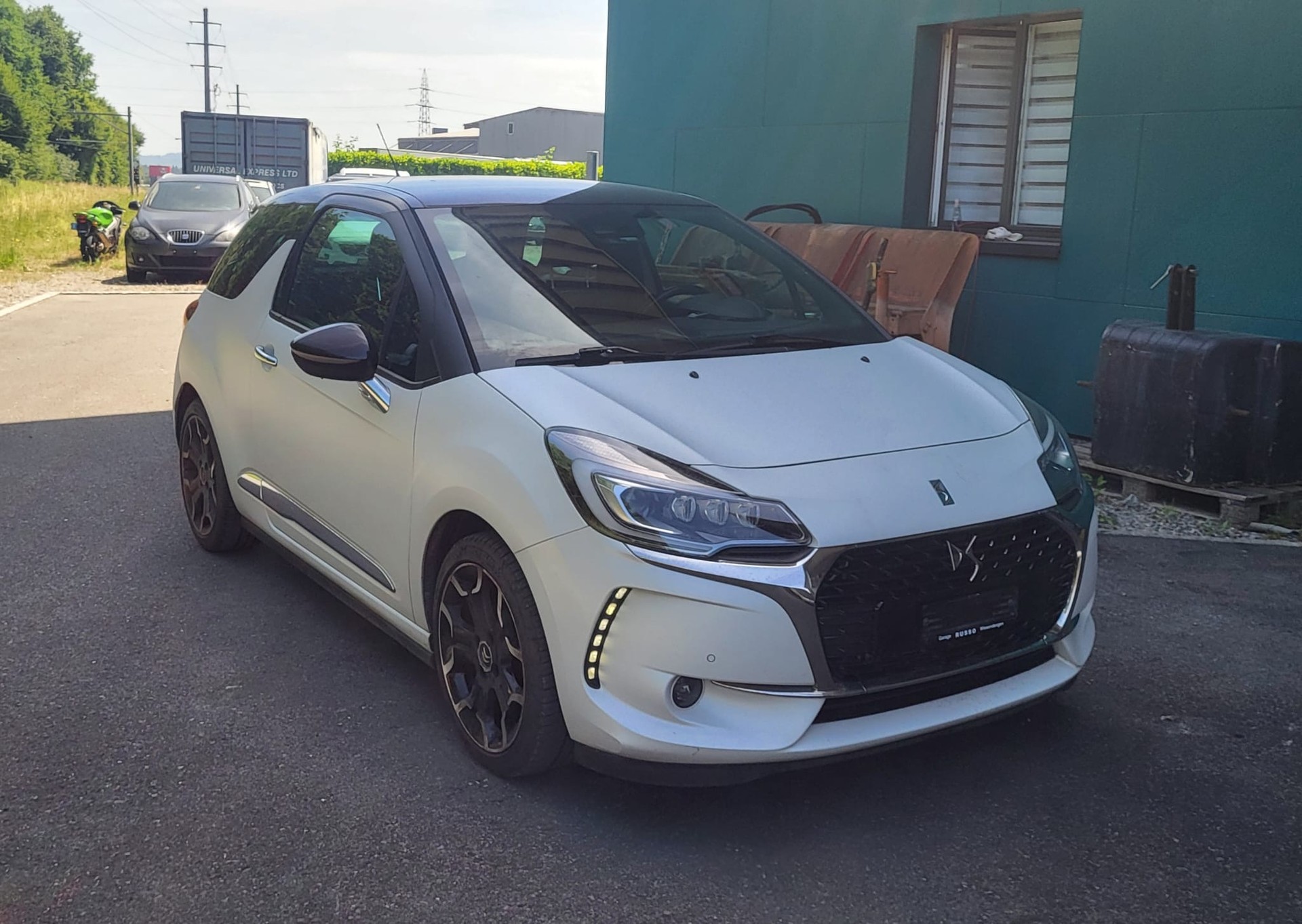 DS AUTOMOBILES DS 3 1.2 PureTech Faubourg Addict EAT-image-1