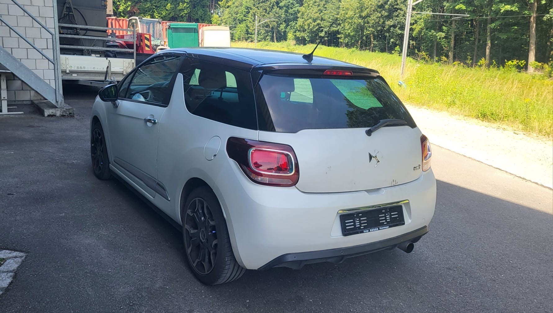 DS AUTOMOBILES DS 3 1.2 PureTech Faubourg Addict EAT-image-2