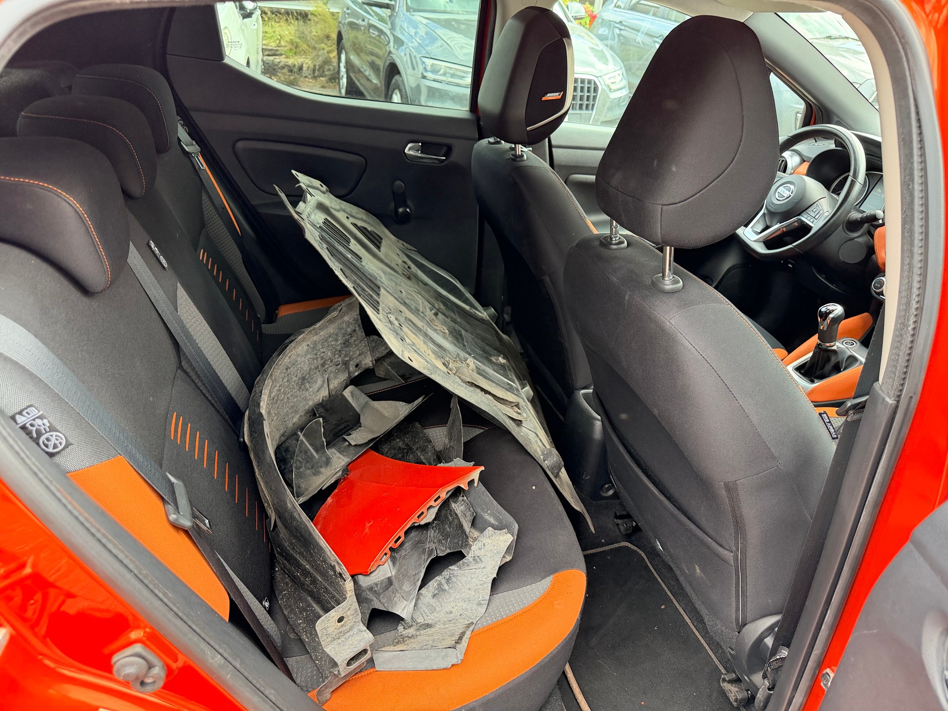 NISSAN Micra 0.9 IG-T n-connecta-image-18