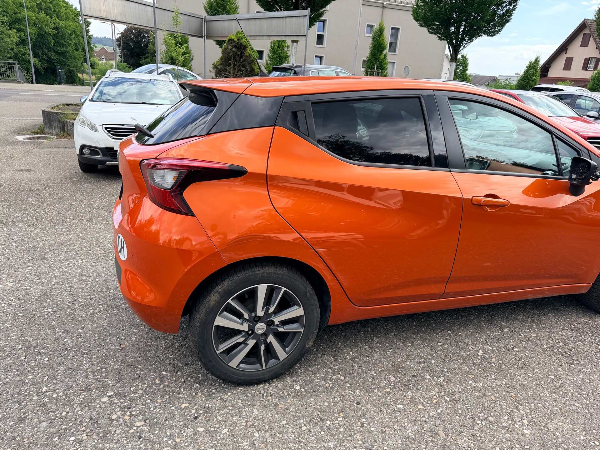 NISSAN Micra 0.9 IG-T n-connecta-image-7