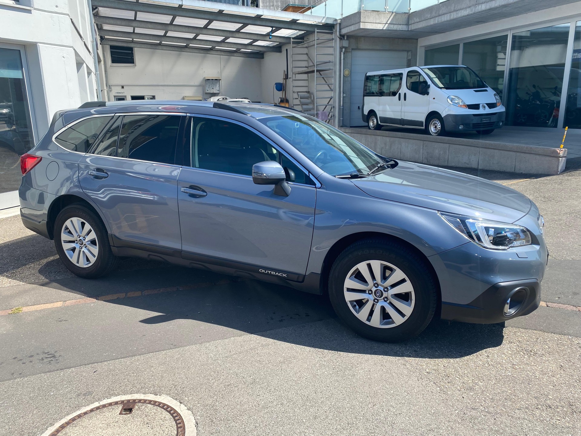 SUBARU Outback 2.5i Swiss-image-2