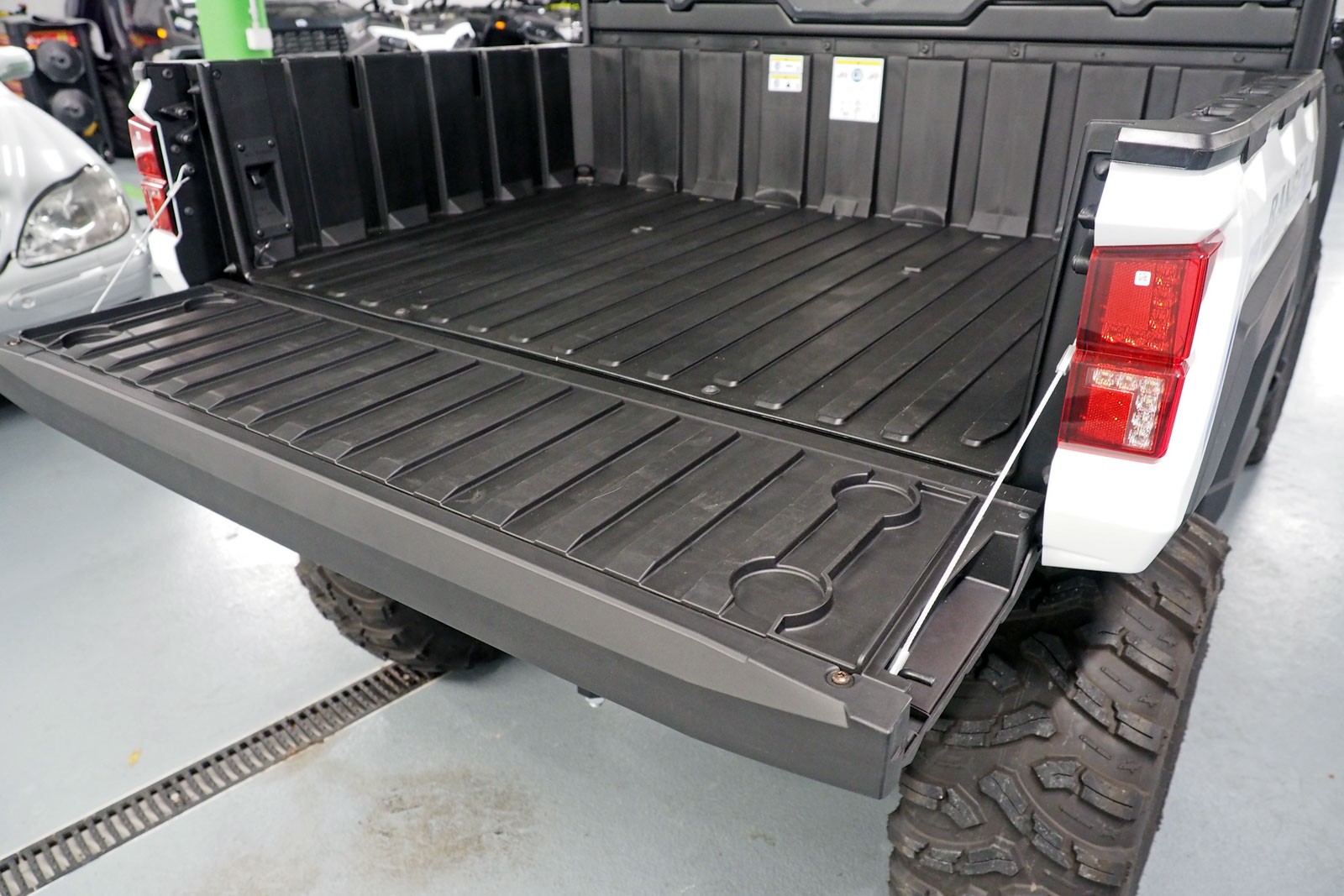 POLARIS RANGER XP KINETIC ULTIMATE-image-9