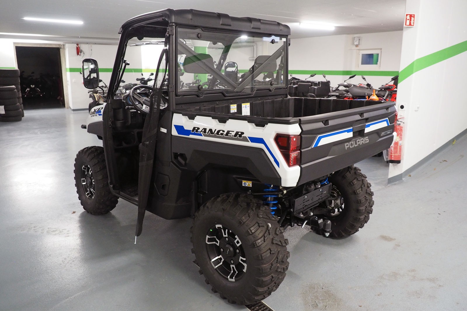 POLARIS RANGER XP KINETIC ULTIMATE-image-4
