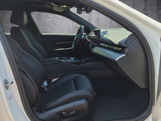 BMW 520d 48V M Sport Pro-image-6