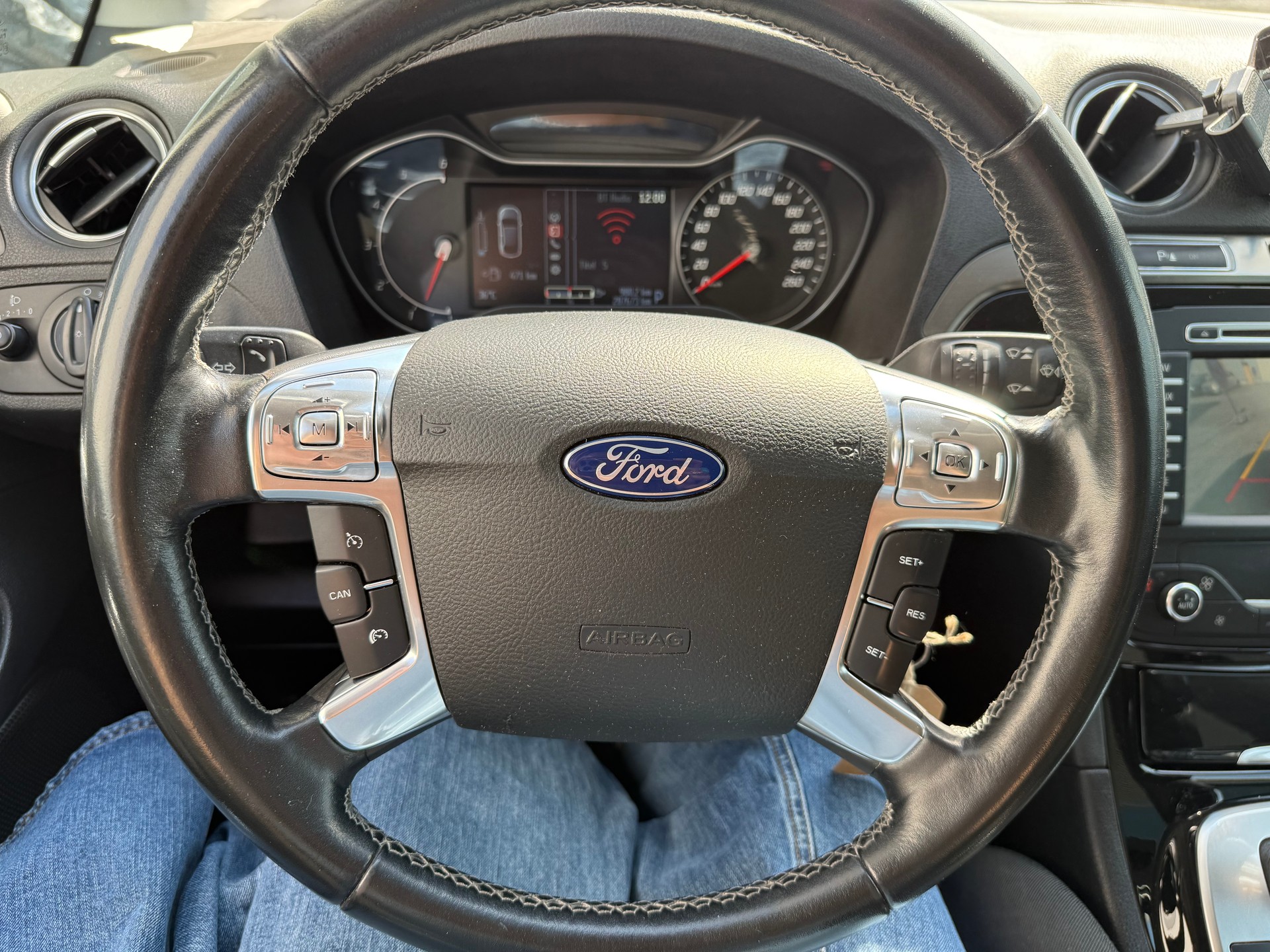 FORD S-Max 2.0 TDCi Titanium PowerShift-image-9