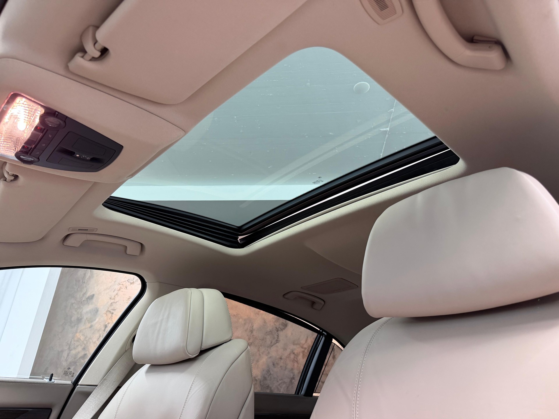 BMW 750i L *Head-Up*Panorama*Massage*ACC*-image-20