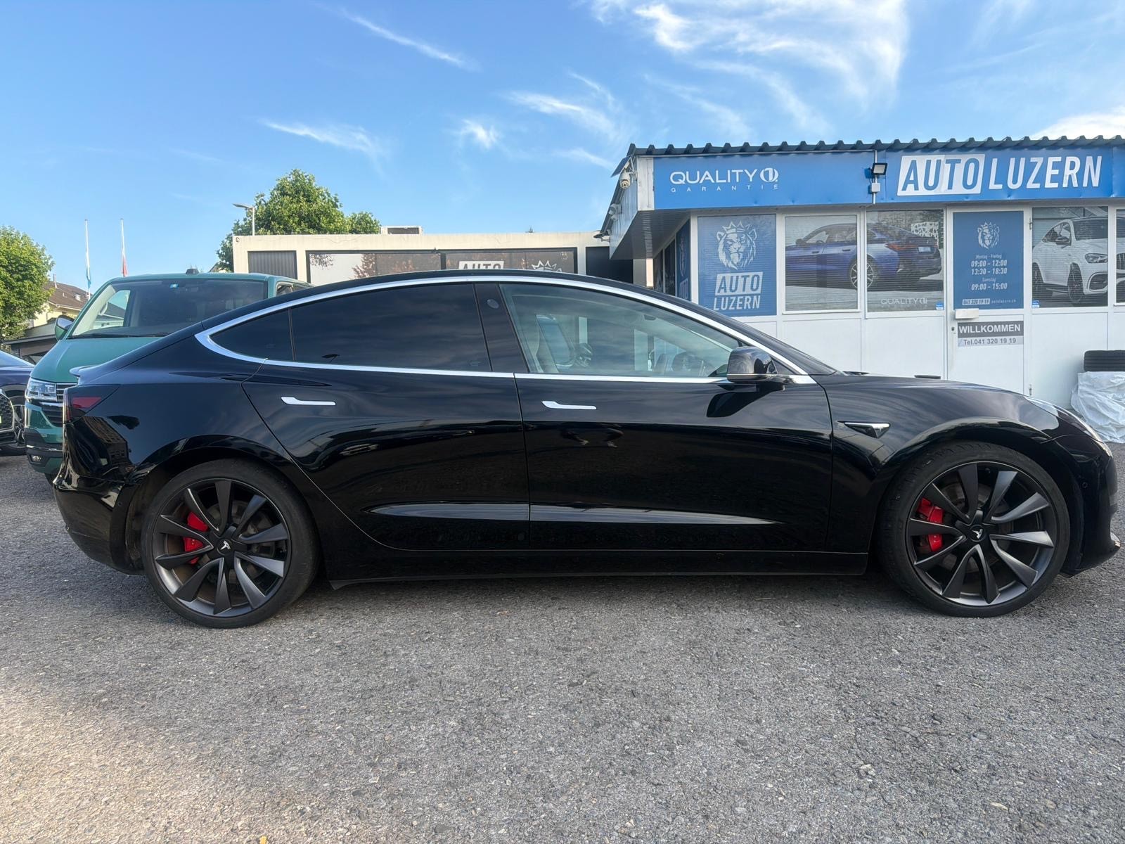 TESLA Model 3 Performance Dual Motor AWD-image-14