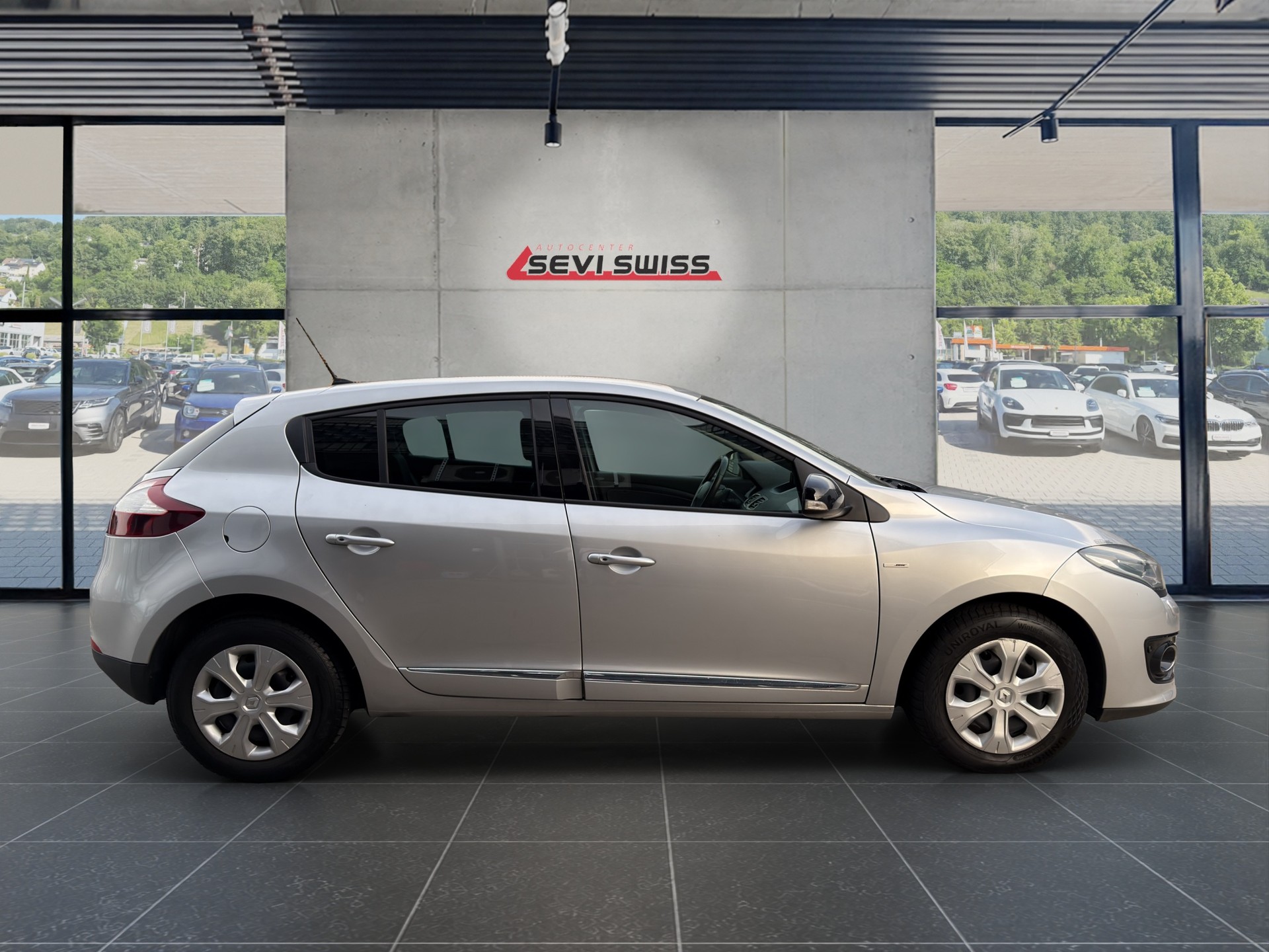 RENAULT Mégane 1.5 dCi Bose EDC-image-1