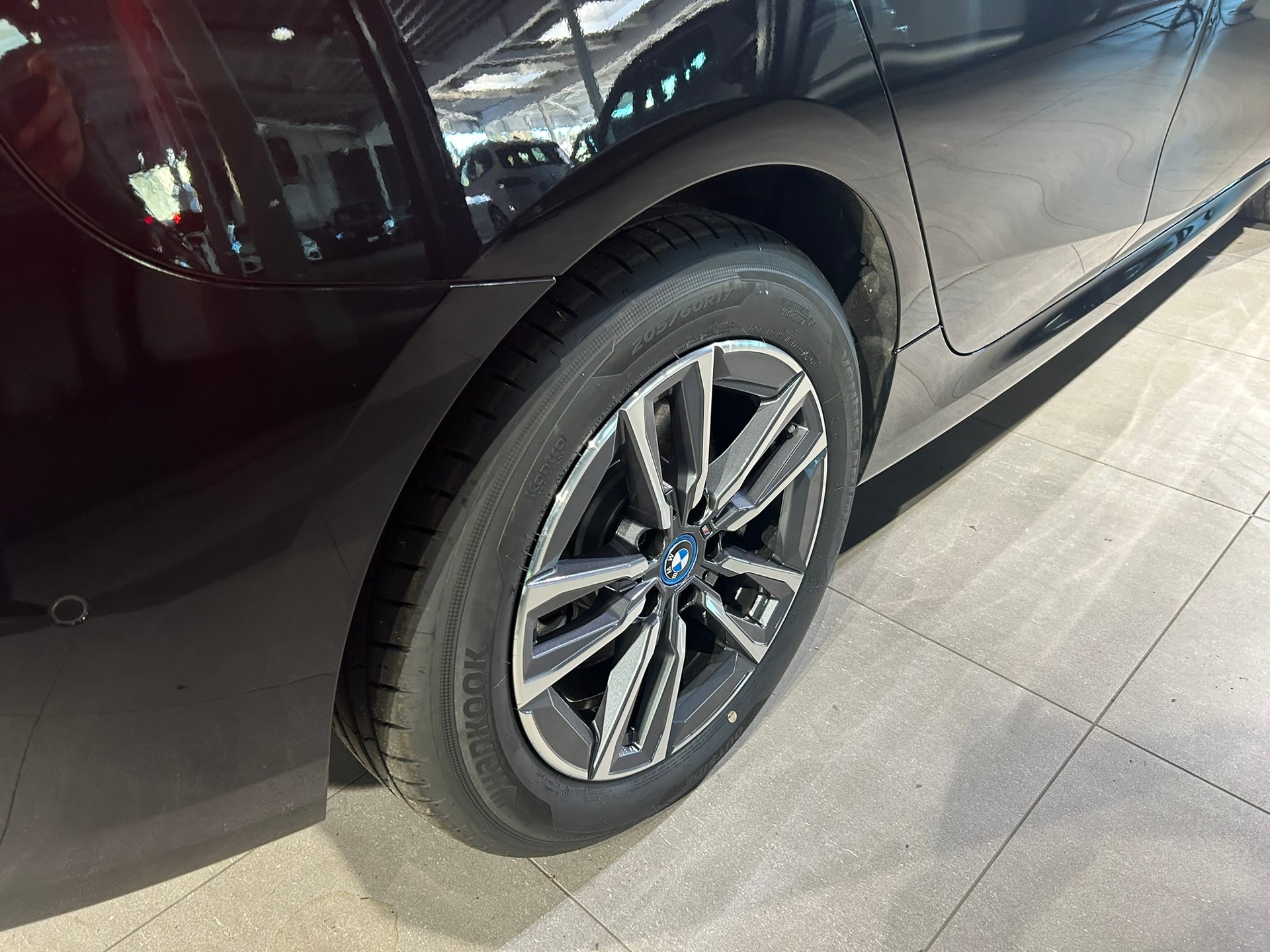 BMW 225e xDrive Active Tourer-image-10